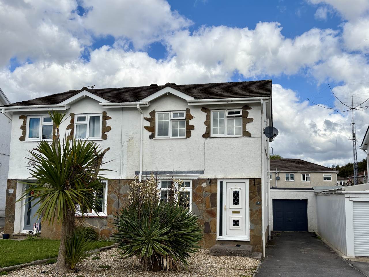 3 bed semi-detached house to rent in Fox Hollows, Brackla  - Property Image 1