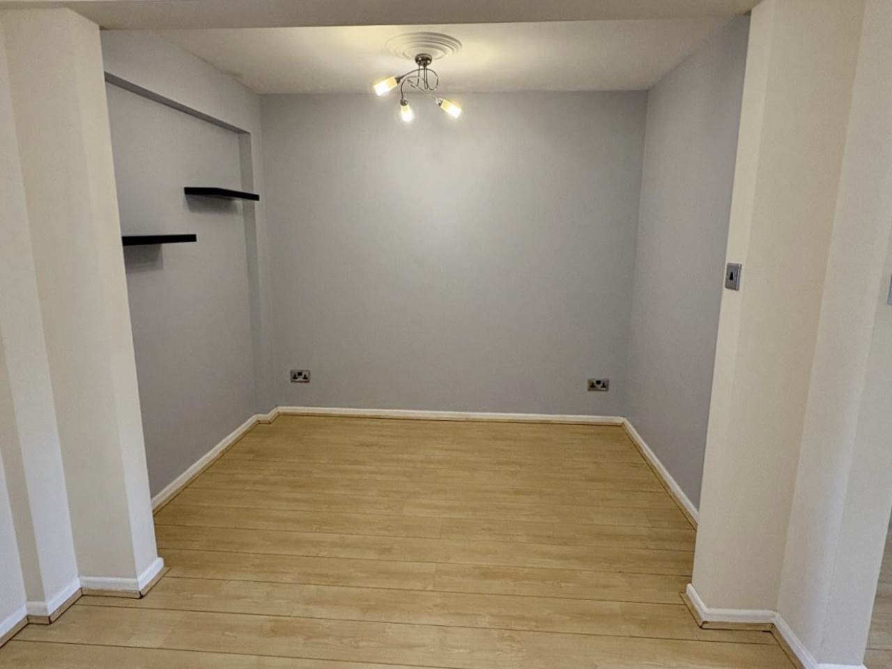 3 bed semi-detached house to rent in Fox Hollows, Brackla 3