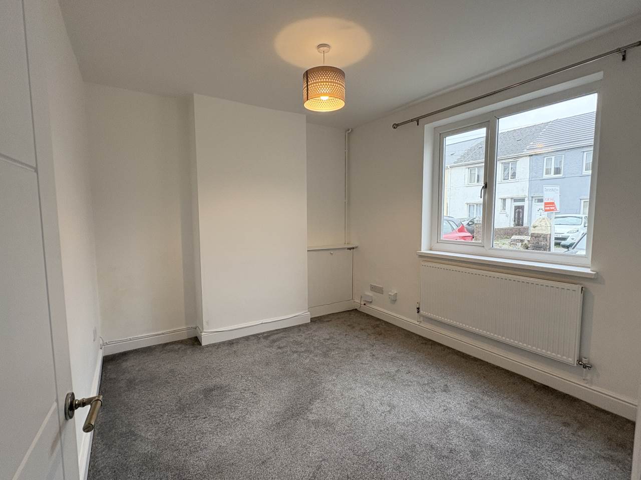 3 bed house to rent in Austin Avenue, Bridgend 1