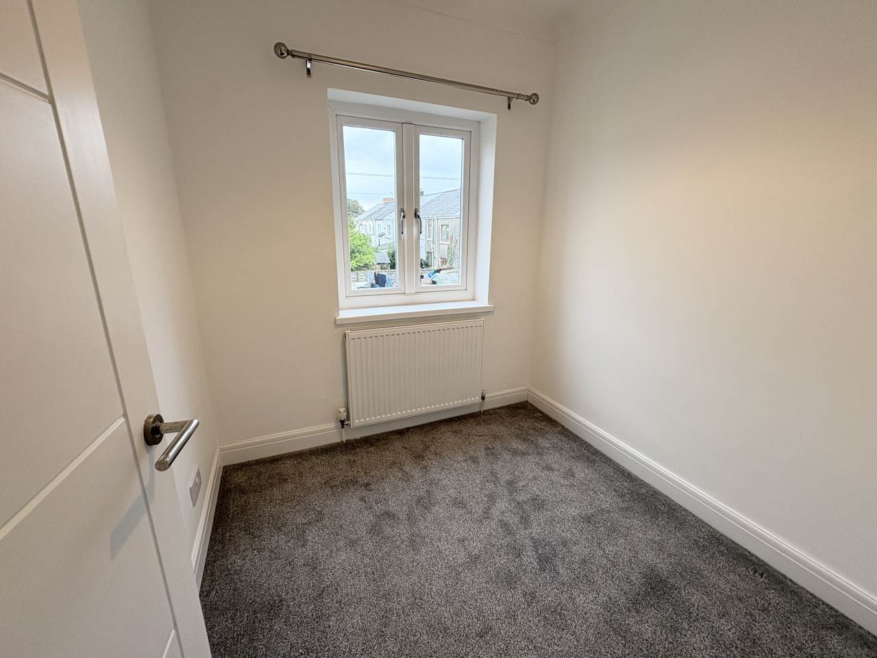 3 bed house to rent in Austin Avenue, Bridgend  - Property Image 9
