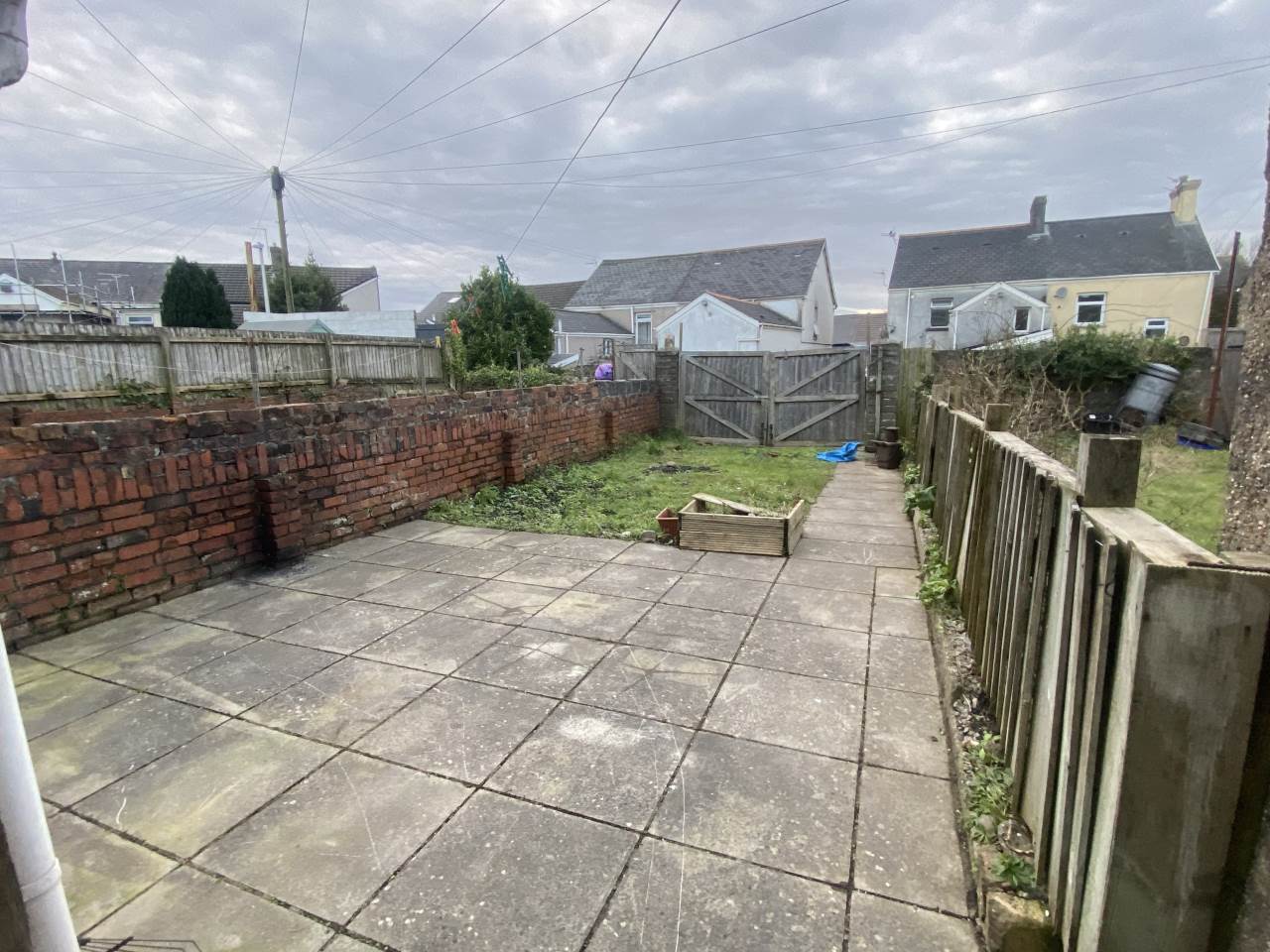 3 bed terraced house to rent in Cheltenham Terrace, Bridgend  - Property Image 9