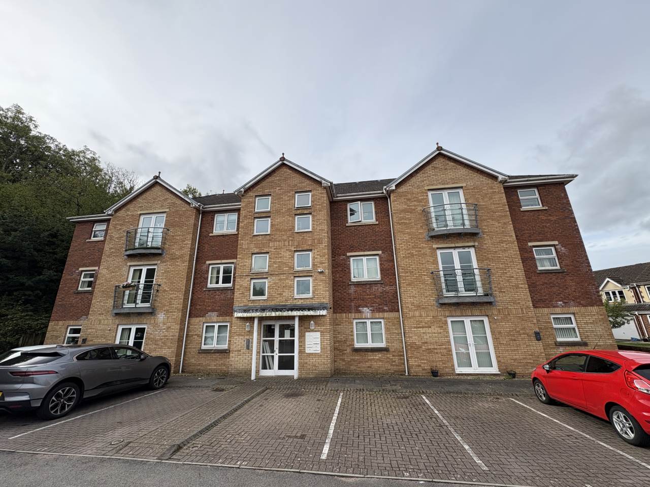 2 bed apartment to rent in Maes Dewi Pritchard, Brackla  - Property Image 1
