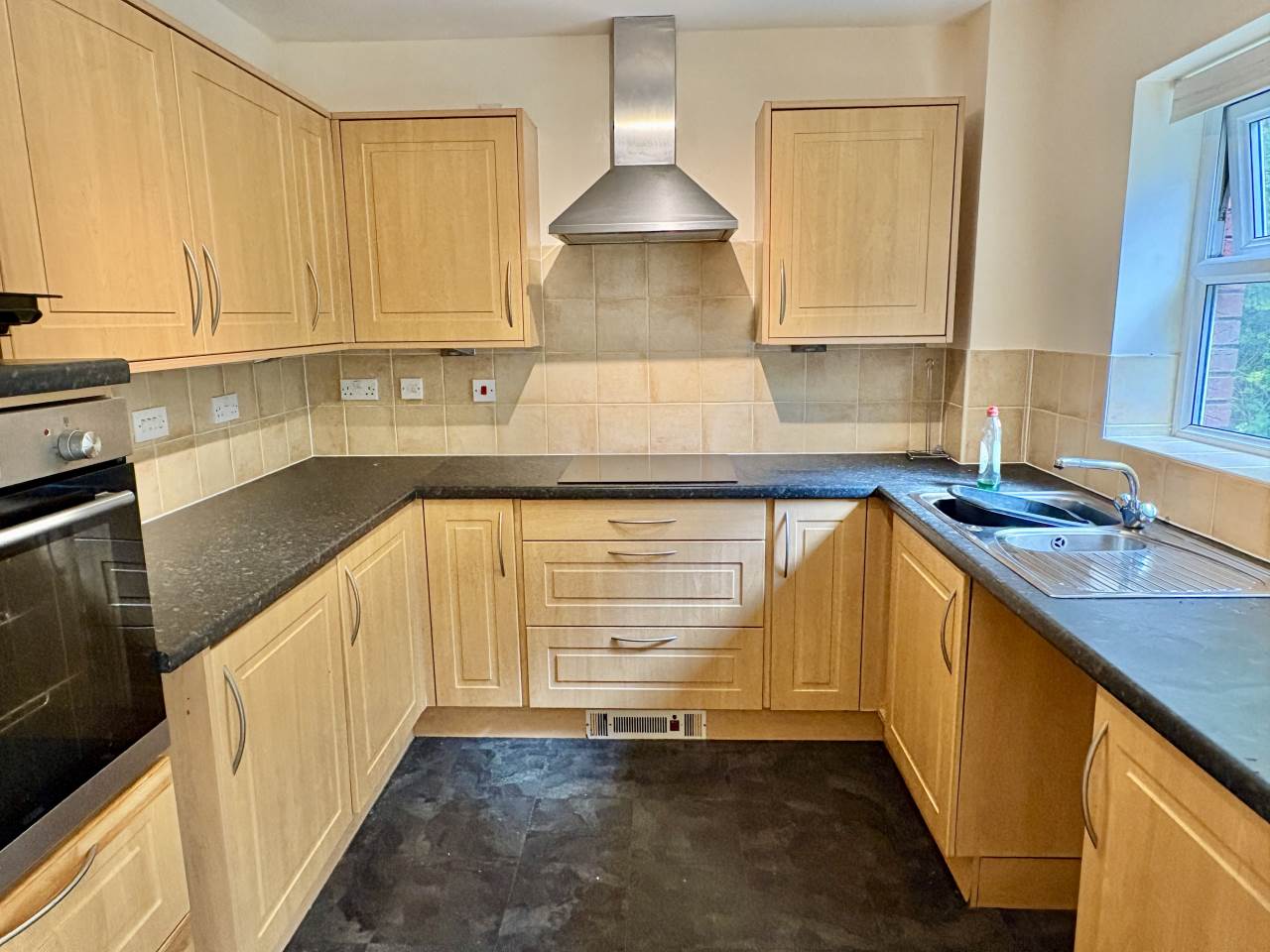 2 bed flat to rent in Maes Dewi Pritchard, Brackla  - Property Image 2