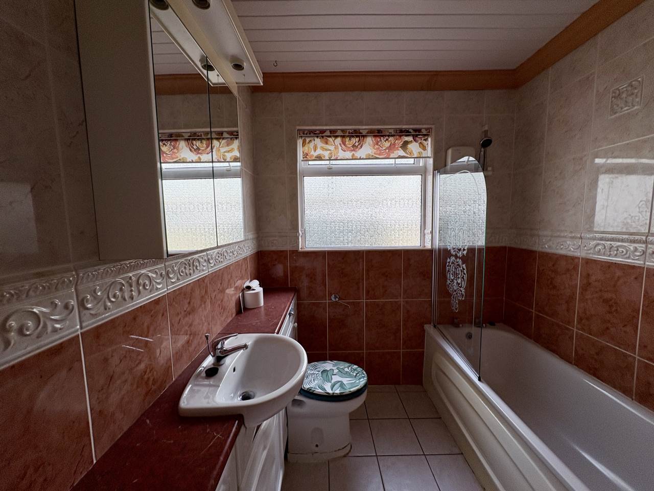 4 bed detached house to rent in Erw Wen, North Cornelly  - Property Image 7