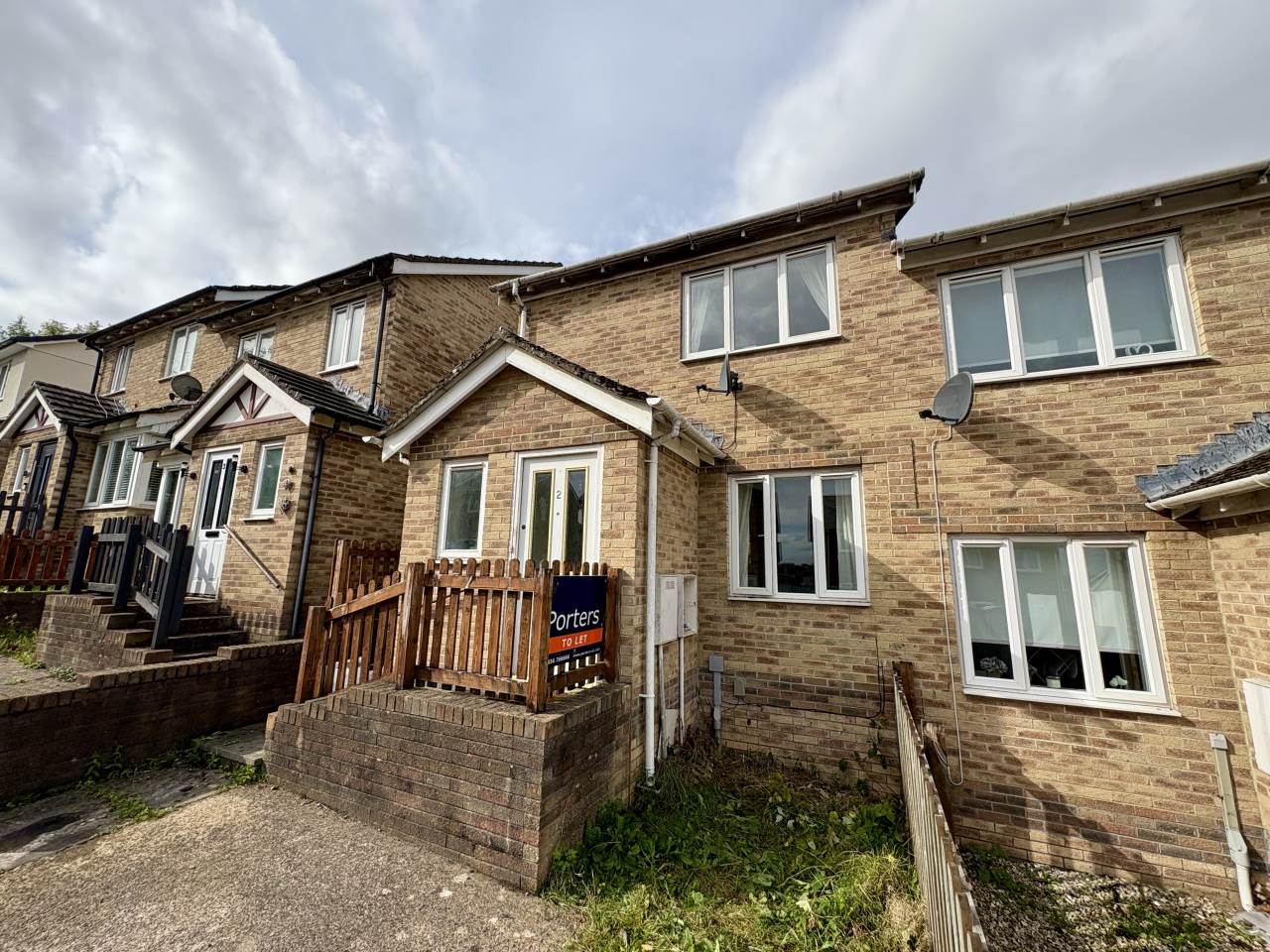 2 bed semi-detached house to rent in Penllwyn, Broadlands, CF31