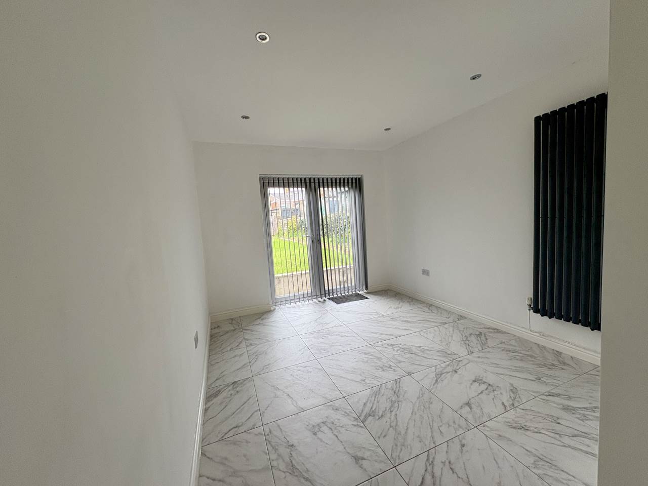 3 bed terraced house to rent in Charles Street  - Property Image 5