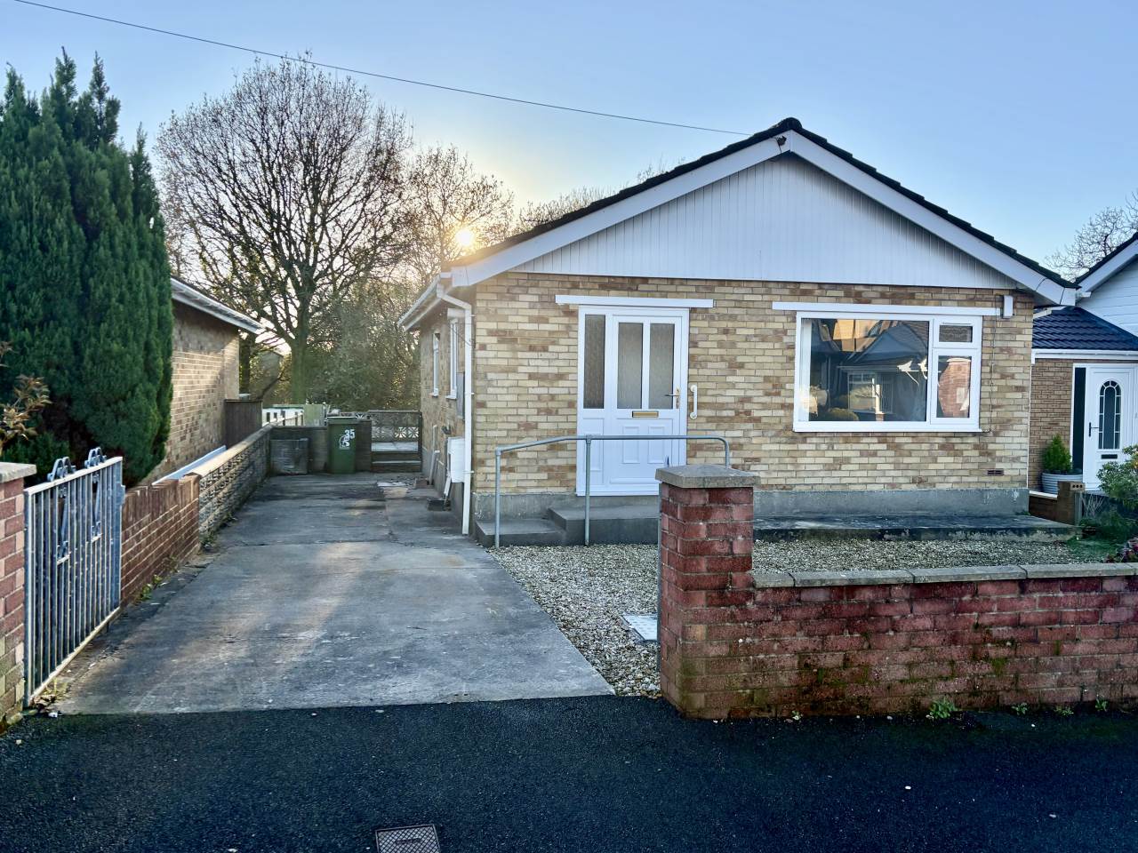 2 bed bungalow to rent in Woodland Park, Kenfig Hill  - Property Image 11