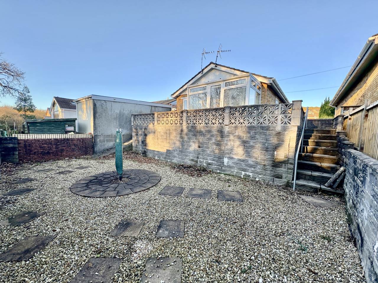 2 bed bungalow to rent in Woodland Park, Kenfig Hill  - Property Image 10