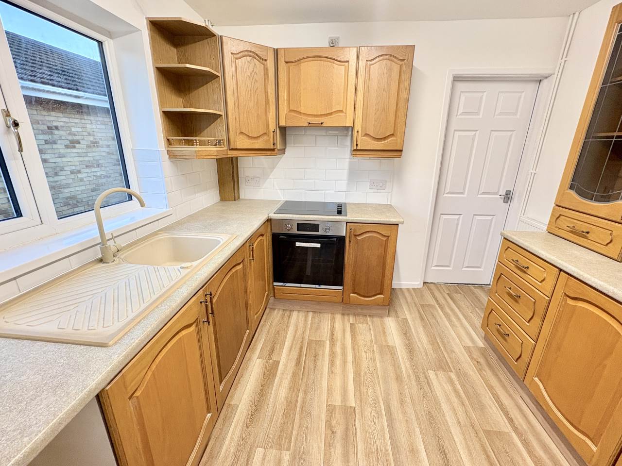 2 bed bungalow to rent in Woodland Park, Kenfig Hill  - Property Image 5