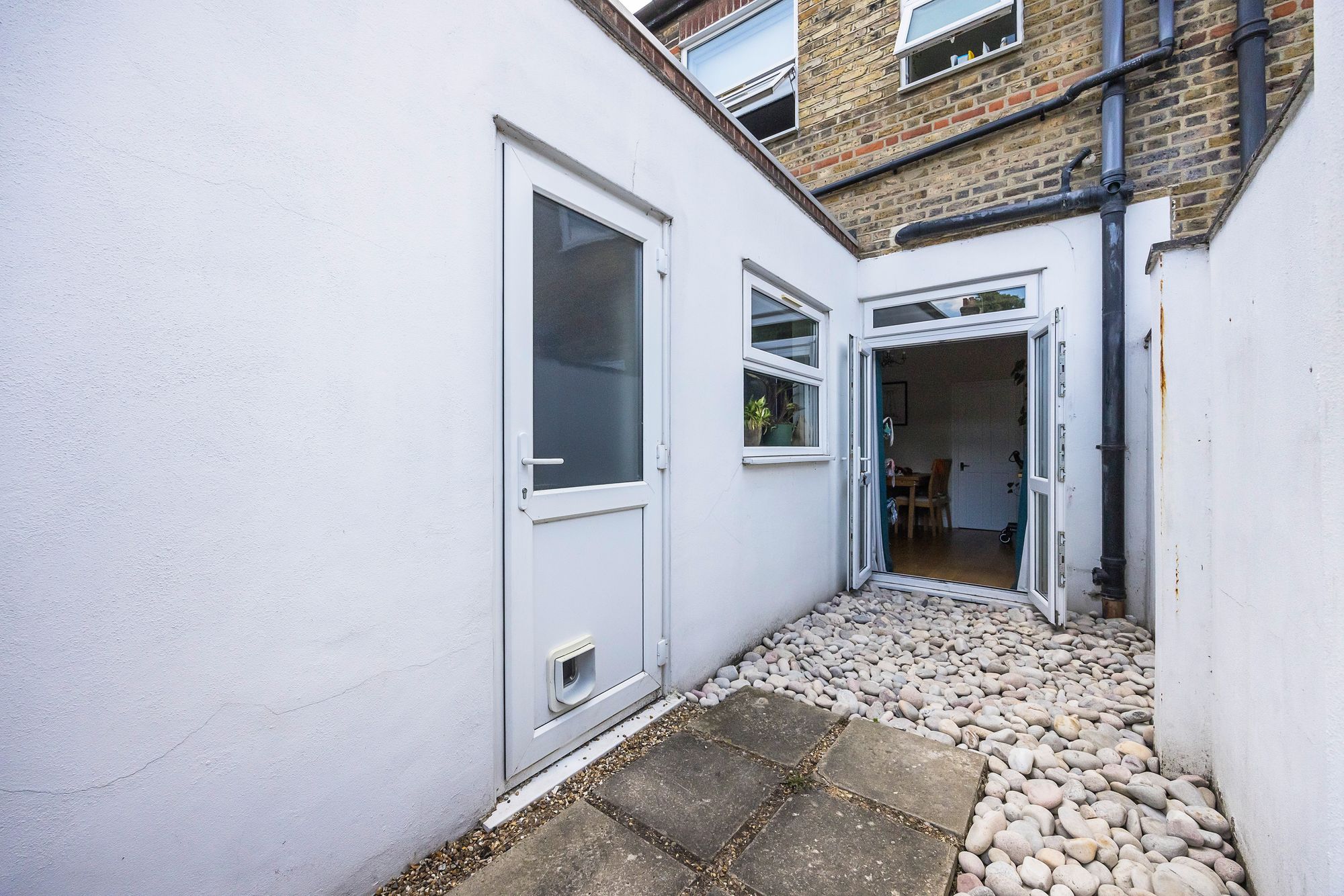 2 bed mid-terraced house for sale in Albany Road, Walthamstow, E17 18