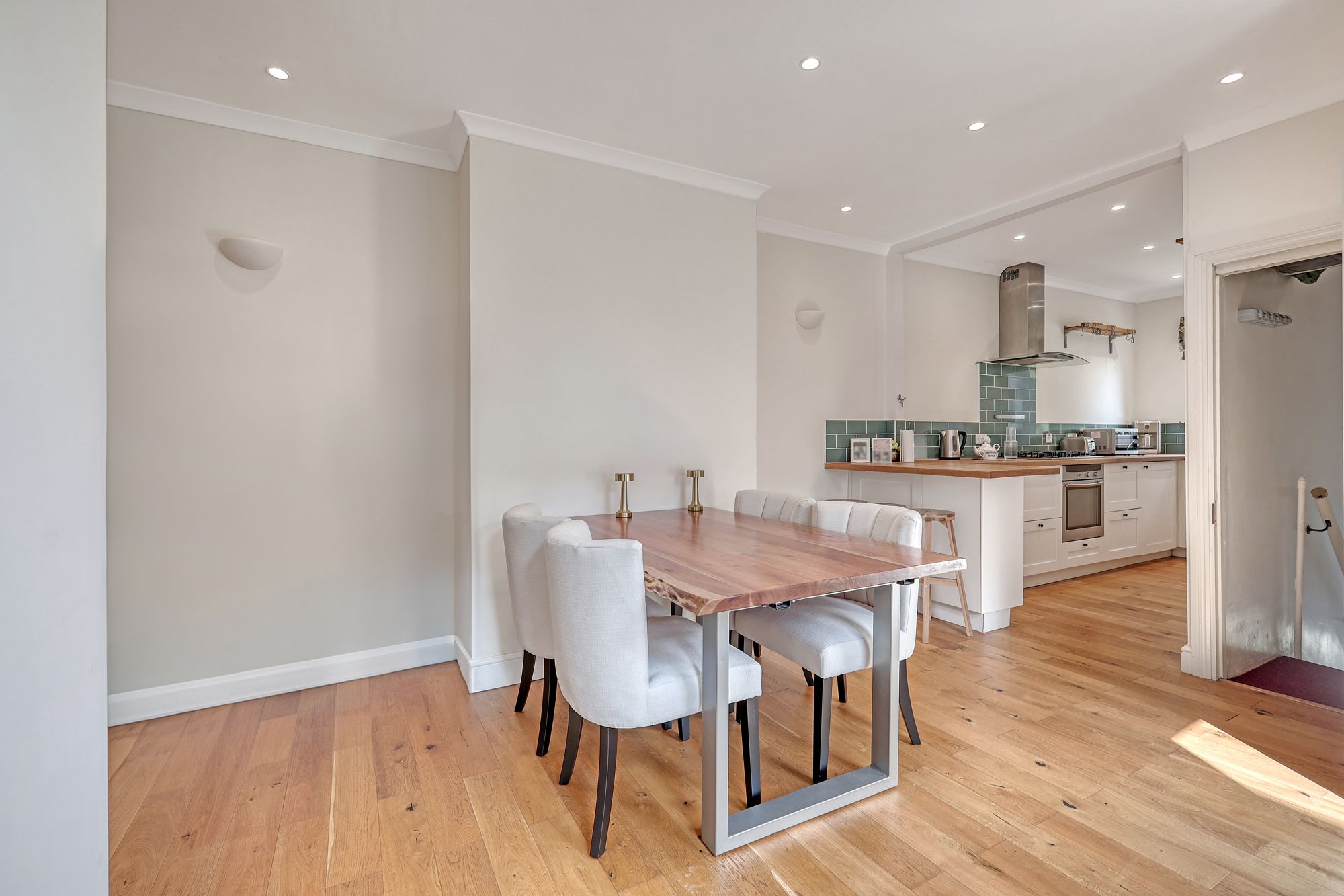 3 bed flat for sale in High Road Leyton, Leyton, E10 6