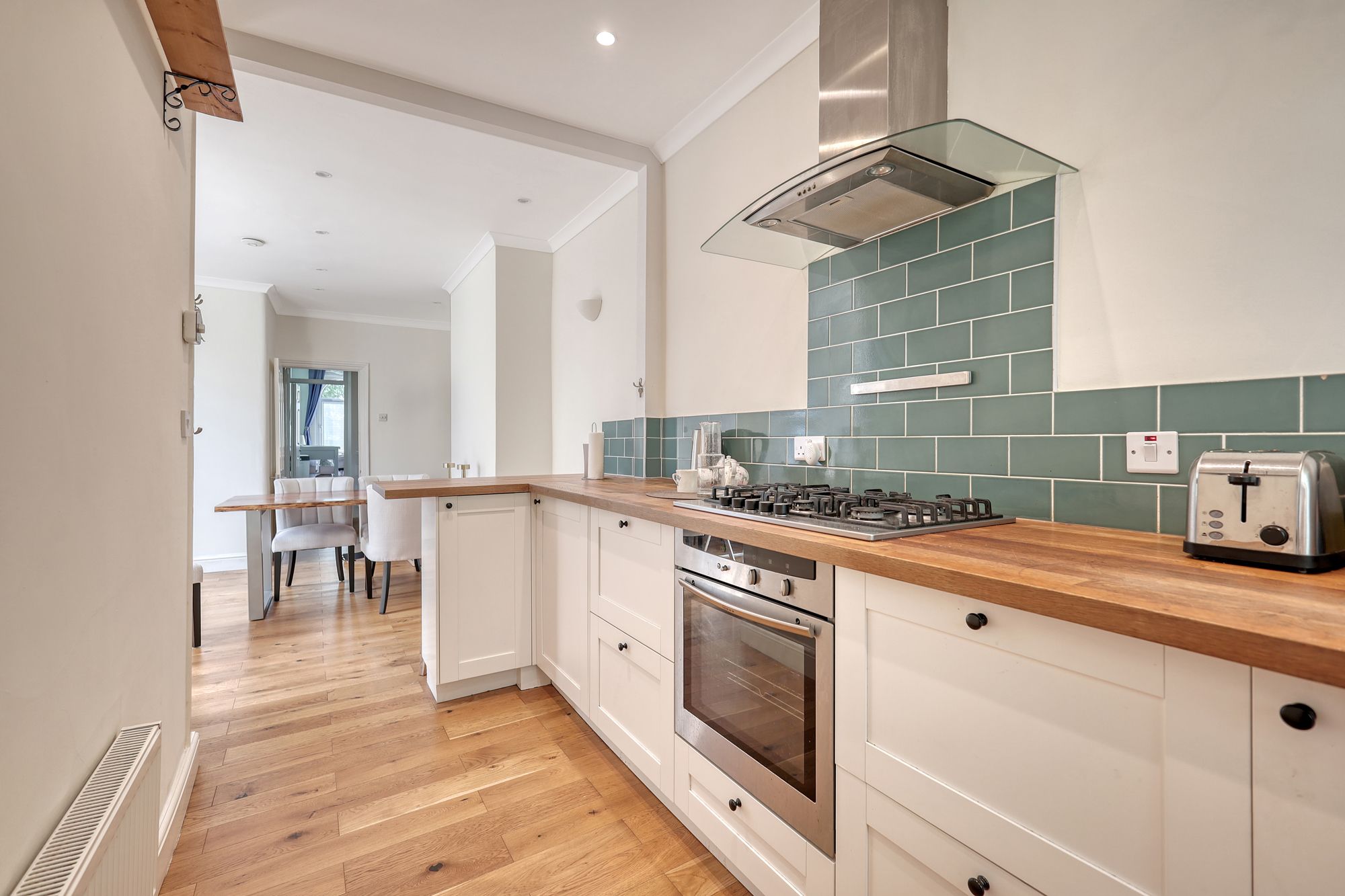 3 bed flat for sale in High Road Leyton, Leyton, E10 5