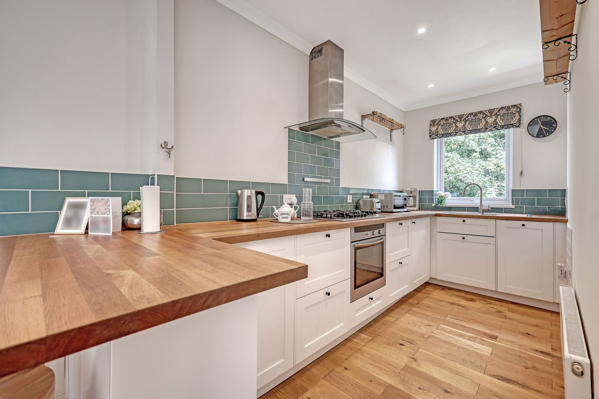 3 bed flat for sale in High Road Leyton, Leyton, E10  - Property Image 2