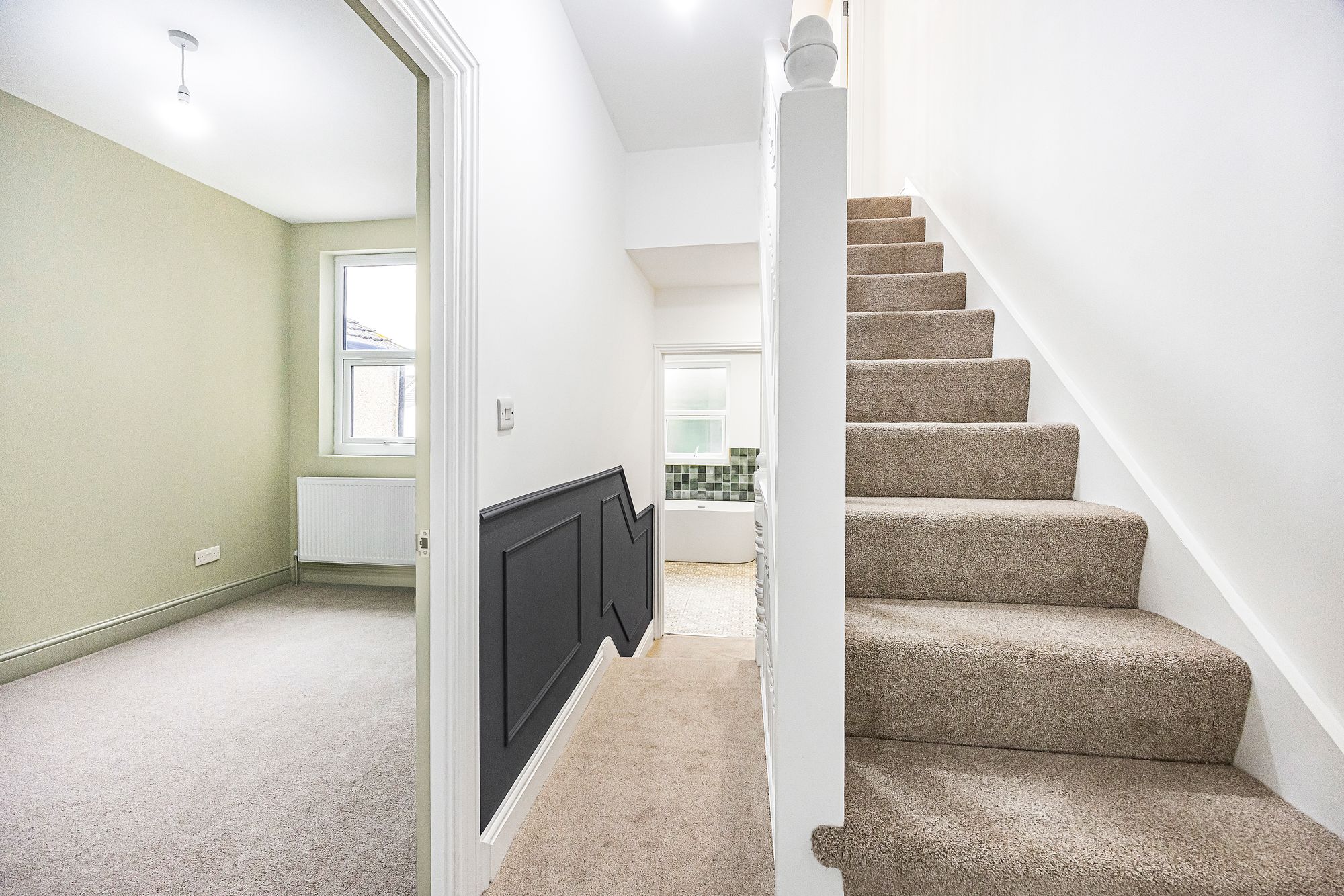 4 bed terraced house for sale in Balmoral Road, London  - Property Image 17