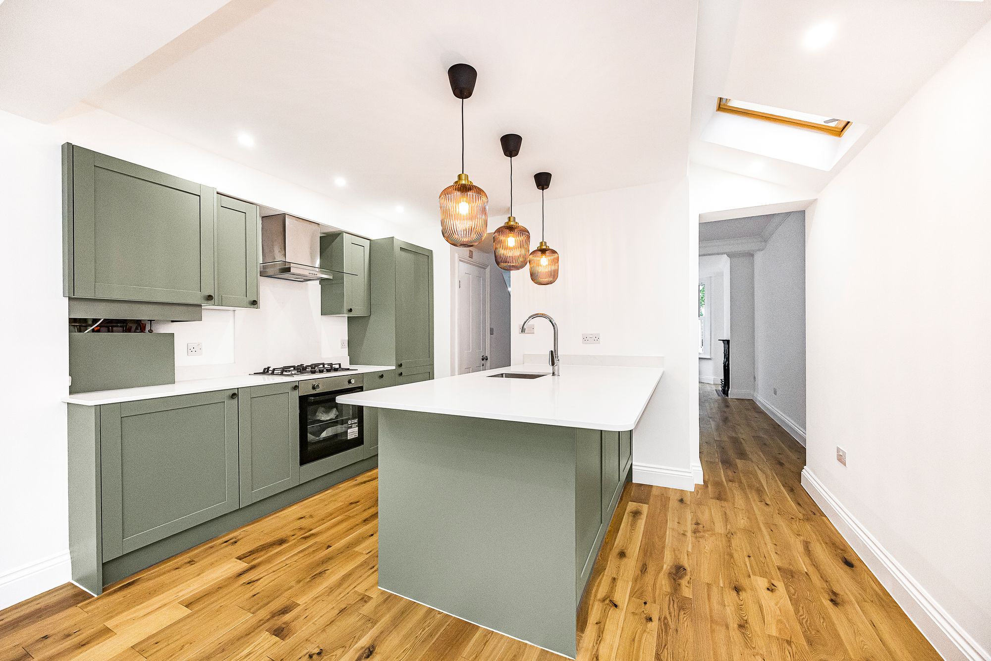 4 bed terraced house for sale in Balmoral Road, London  - Property Image 3