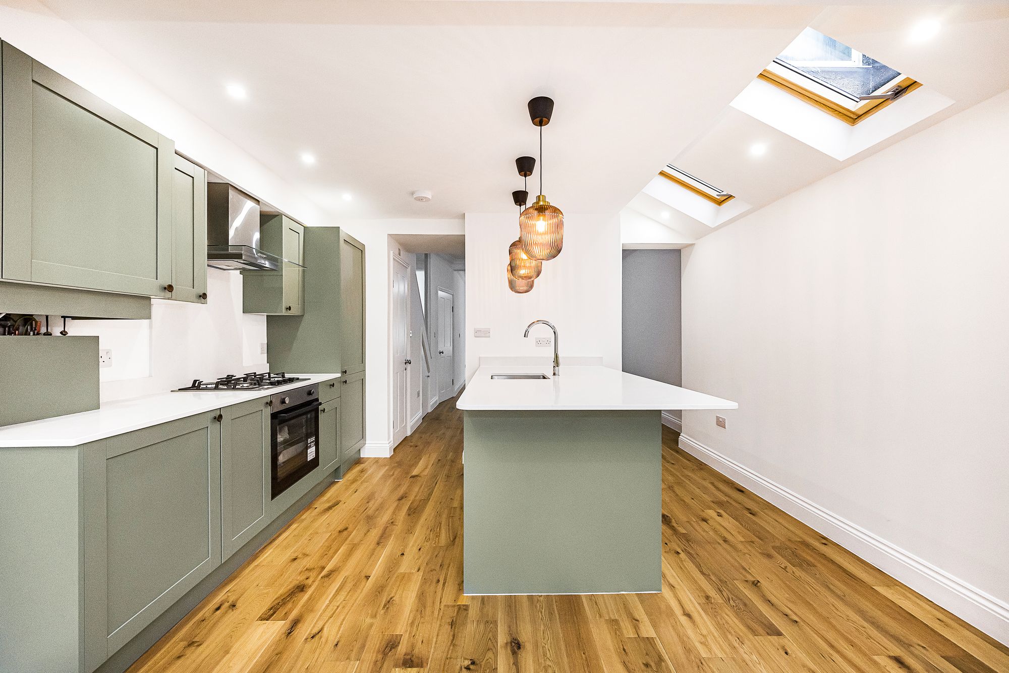 4 bed terraced house for sale in Balmoral Road, London  - Property Image 2