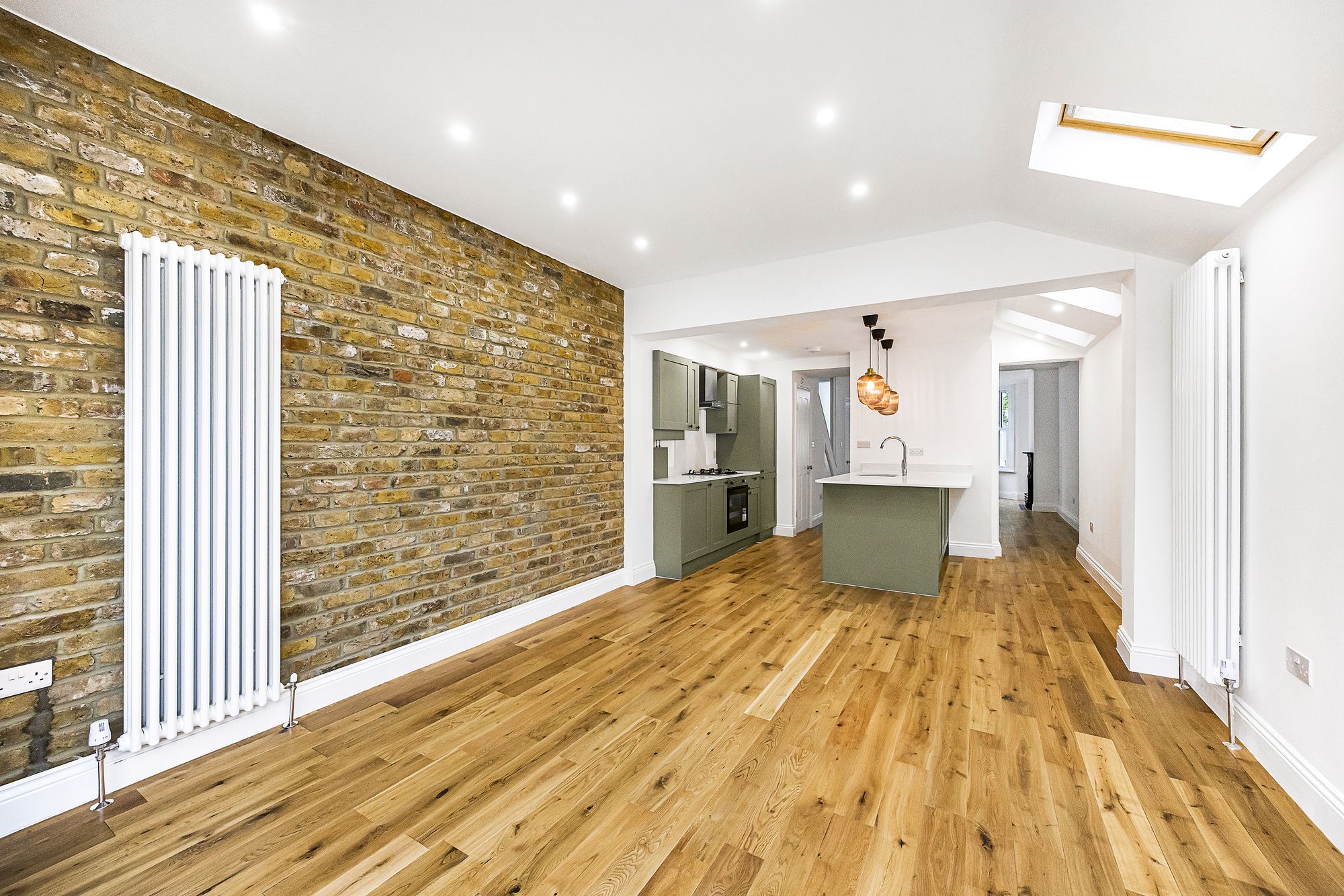 4 bed terraced house for sale in Balmoral Road, London  - Property Image 7