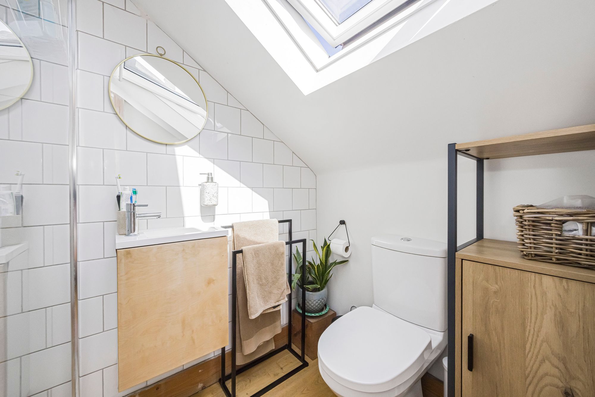 2 bed flat for sale in Murchison Road, Leyton, E10 12