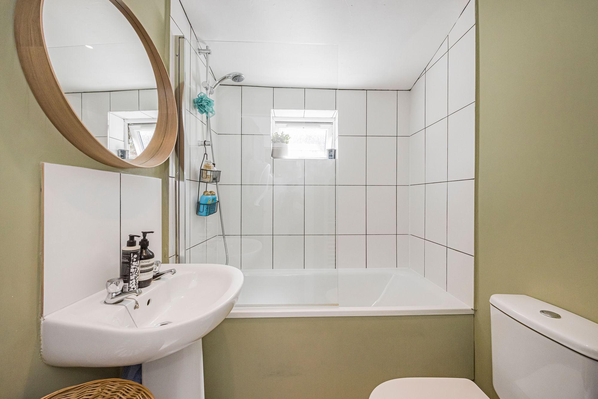 2 bed flat for sale in Murchison Road, Leyton, E10 8