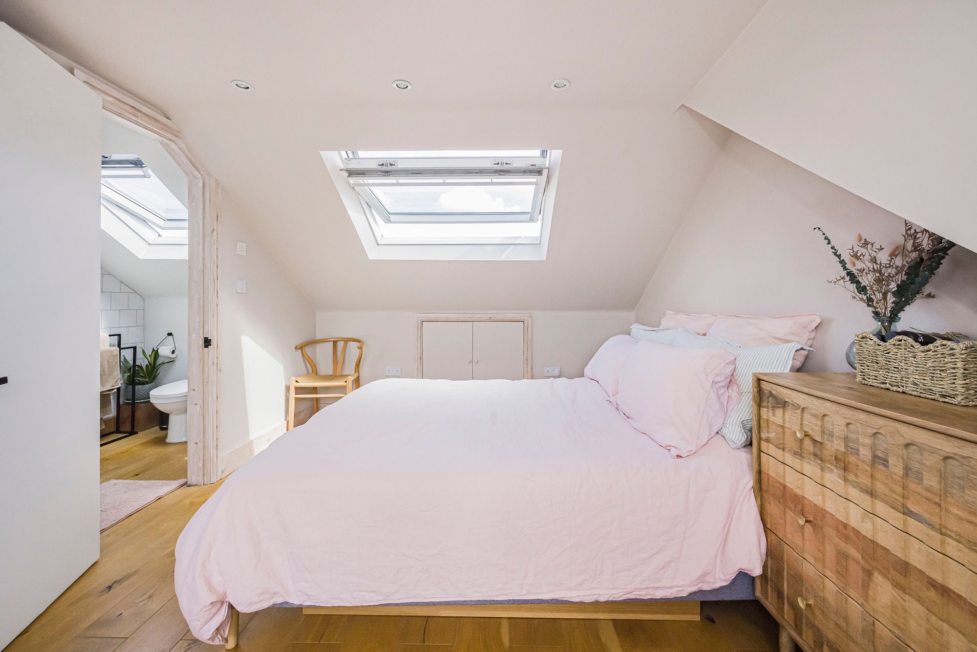 2 bed flat for sale in Murchison Road, Leyton, E10 10