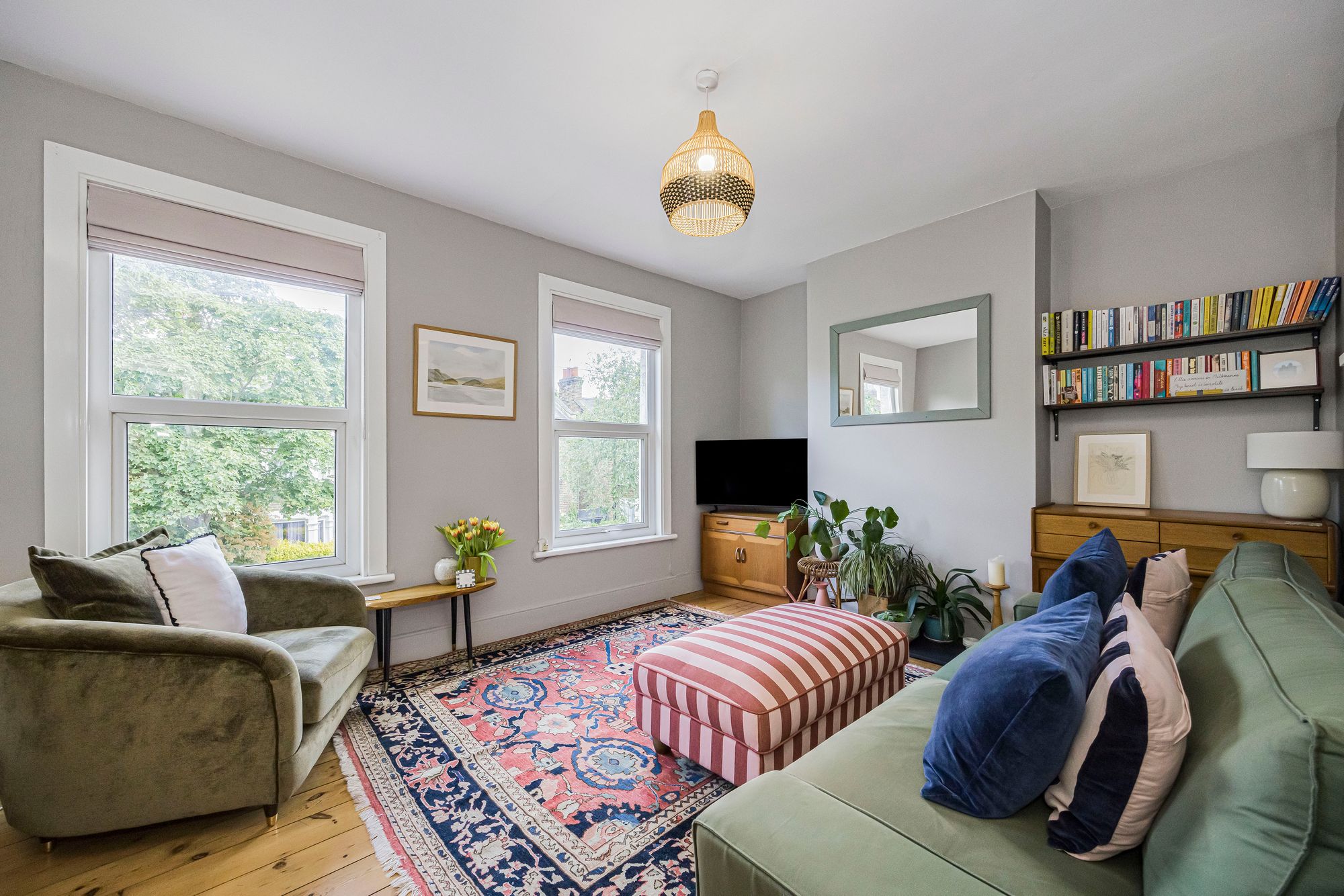 2 bed flat for sale in Murchison Road, Leyton, E10 2