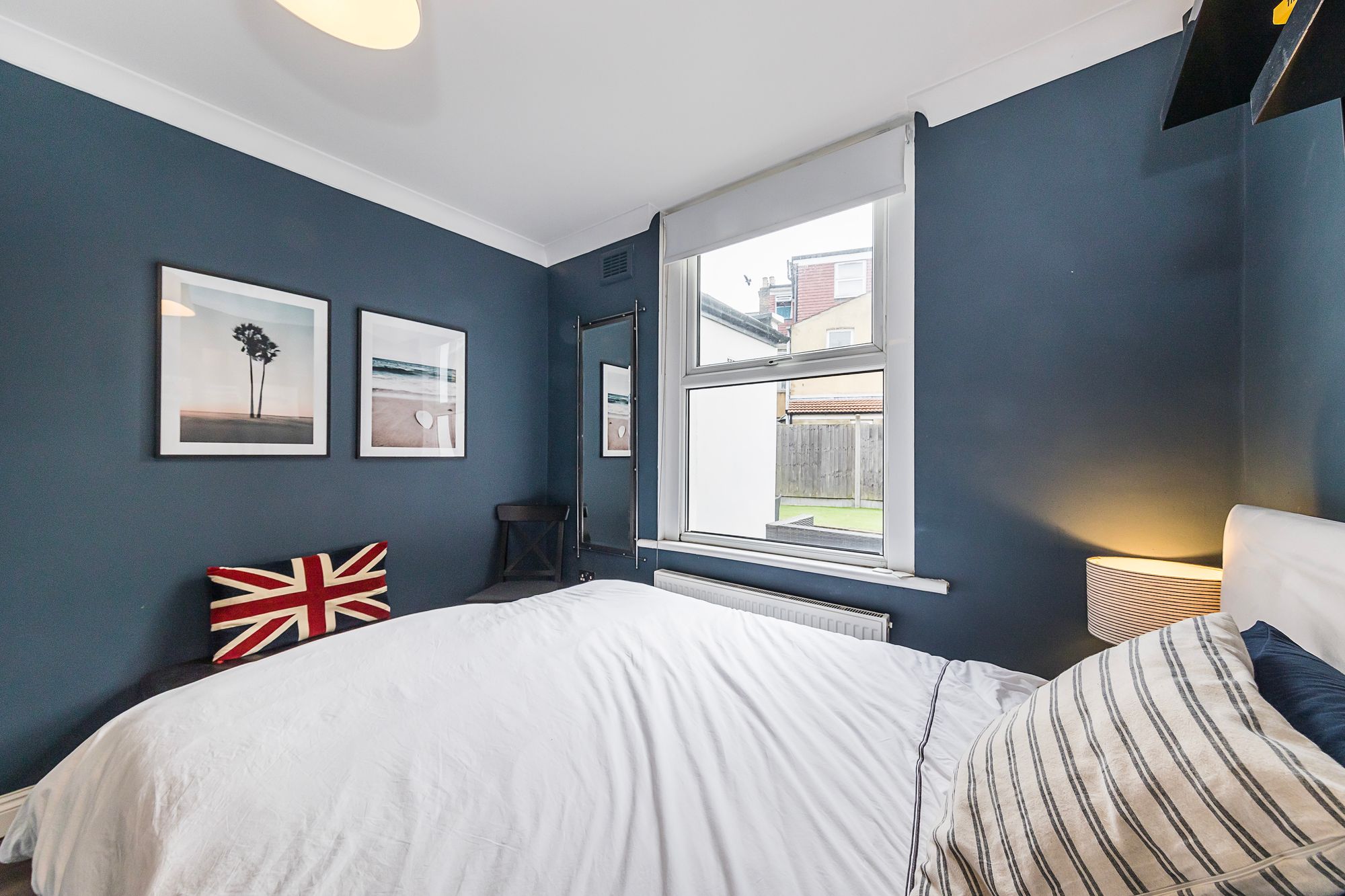 1 bed flat for sale in Scotts Road, London  - Property Image 11