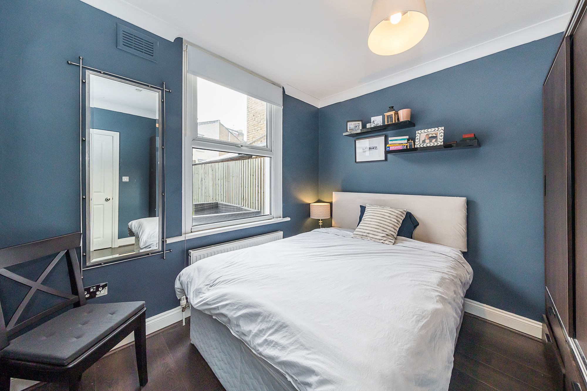 1 bed flat for sale in Scotts Road, London  - Property Image 12