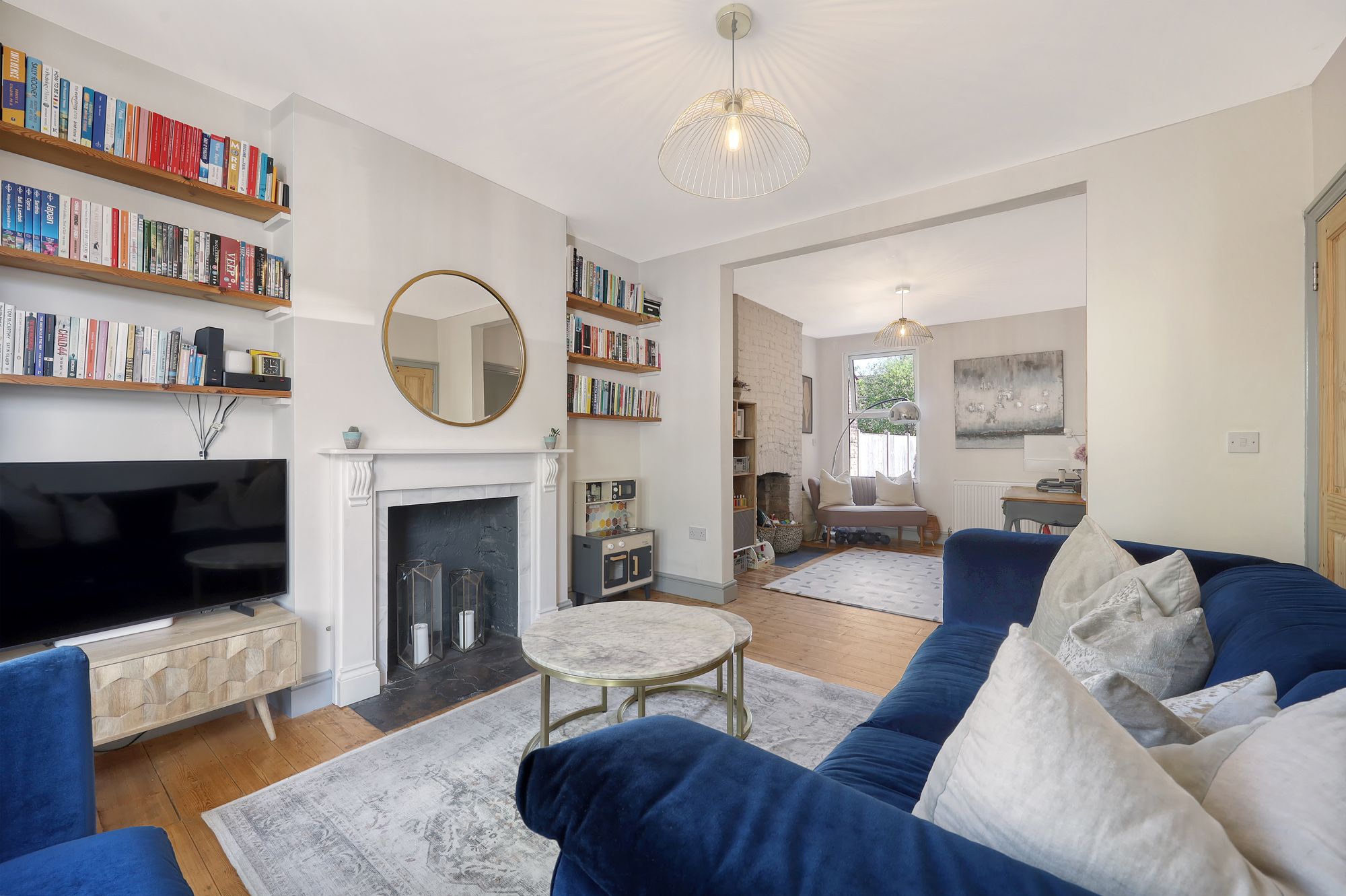 3 bed end of terrace house for sale in Colchester Road, Leyton, E10  - Property Image 3