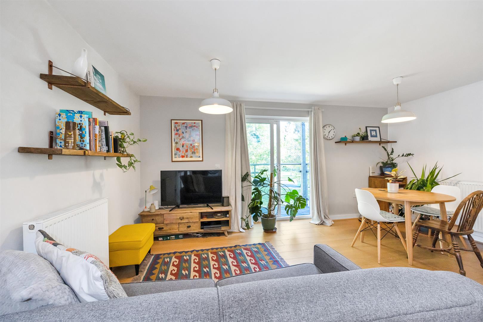 1 bed apartment for sale in Leyton Green Road, London  - Property Image 3