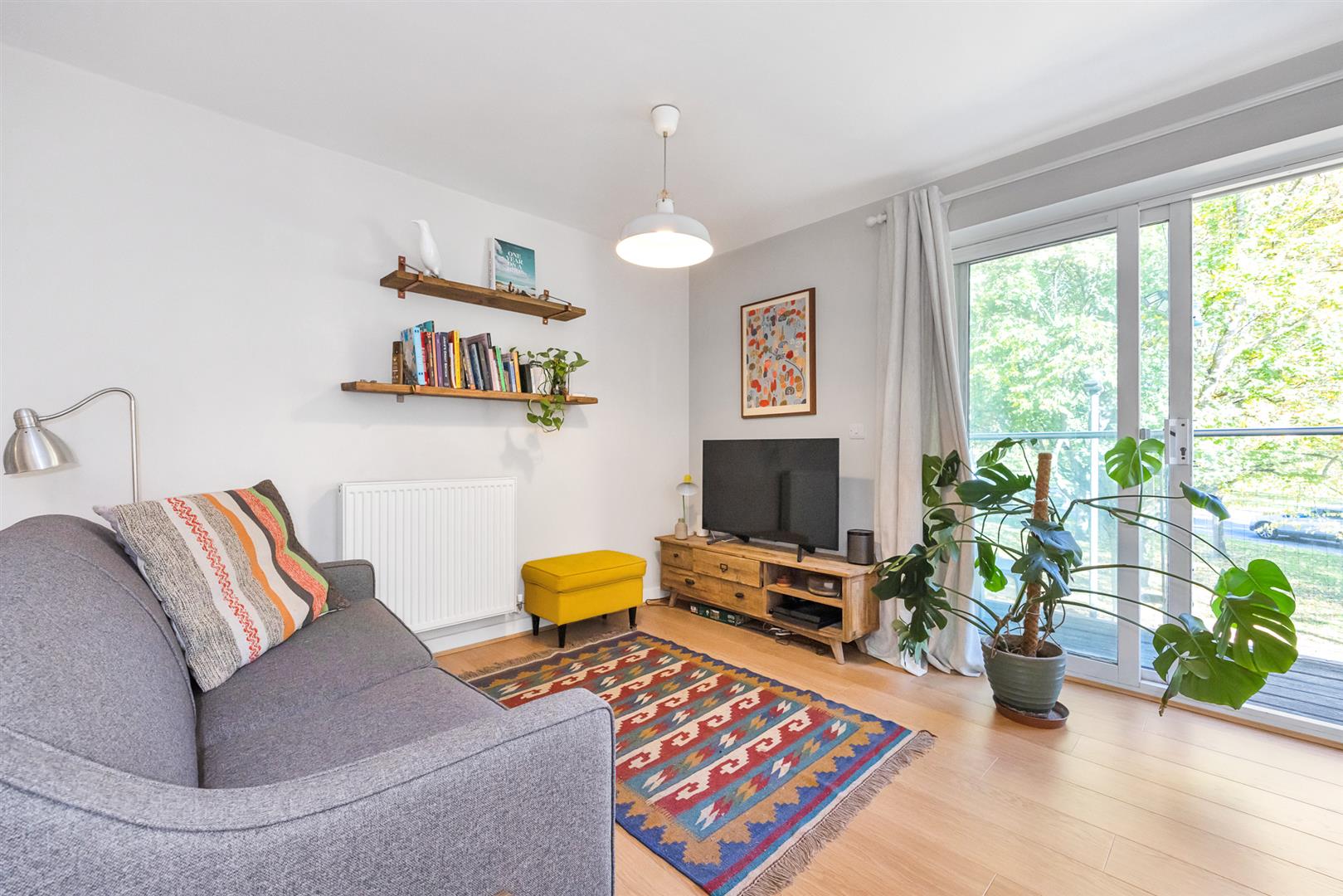 1 bed apartment for sale in Leyton Green Road, London  - Property Image 4