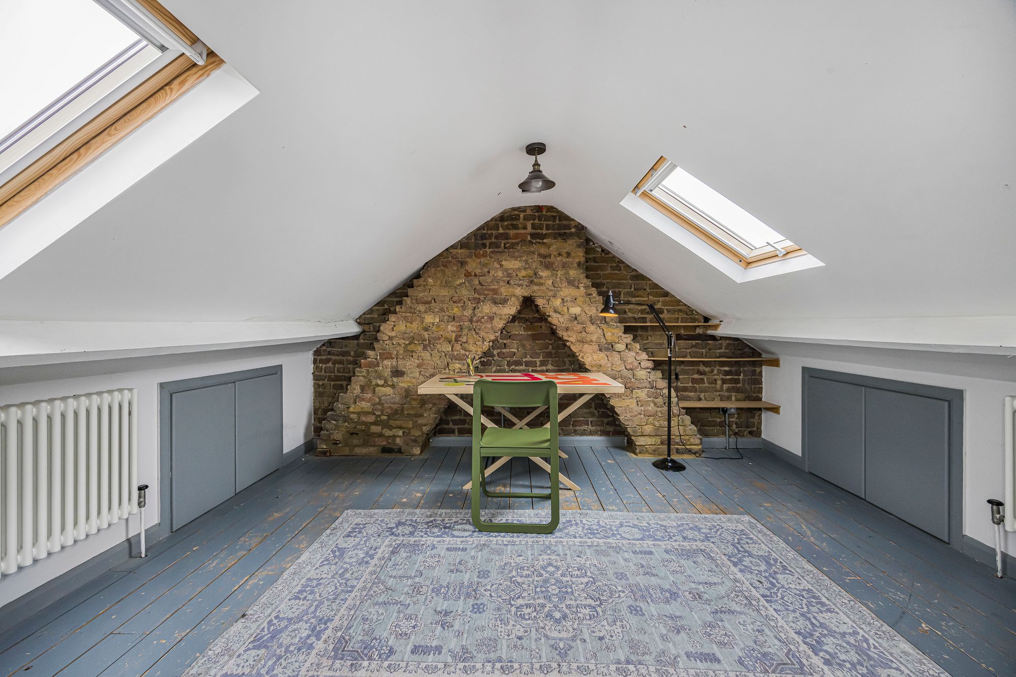 2 bed flat for sale in Francis Road, Leyton, E10 10