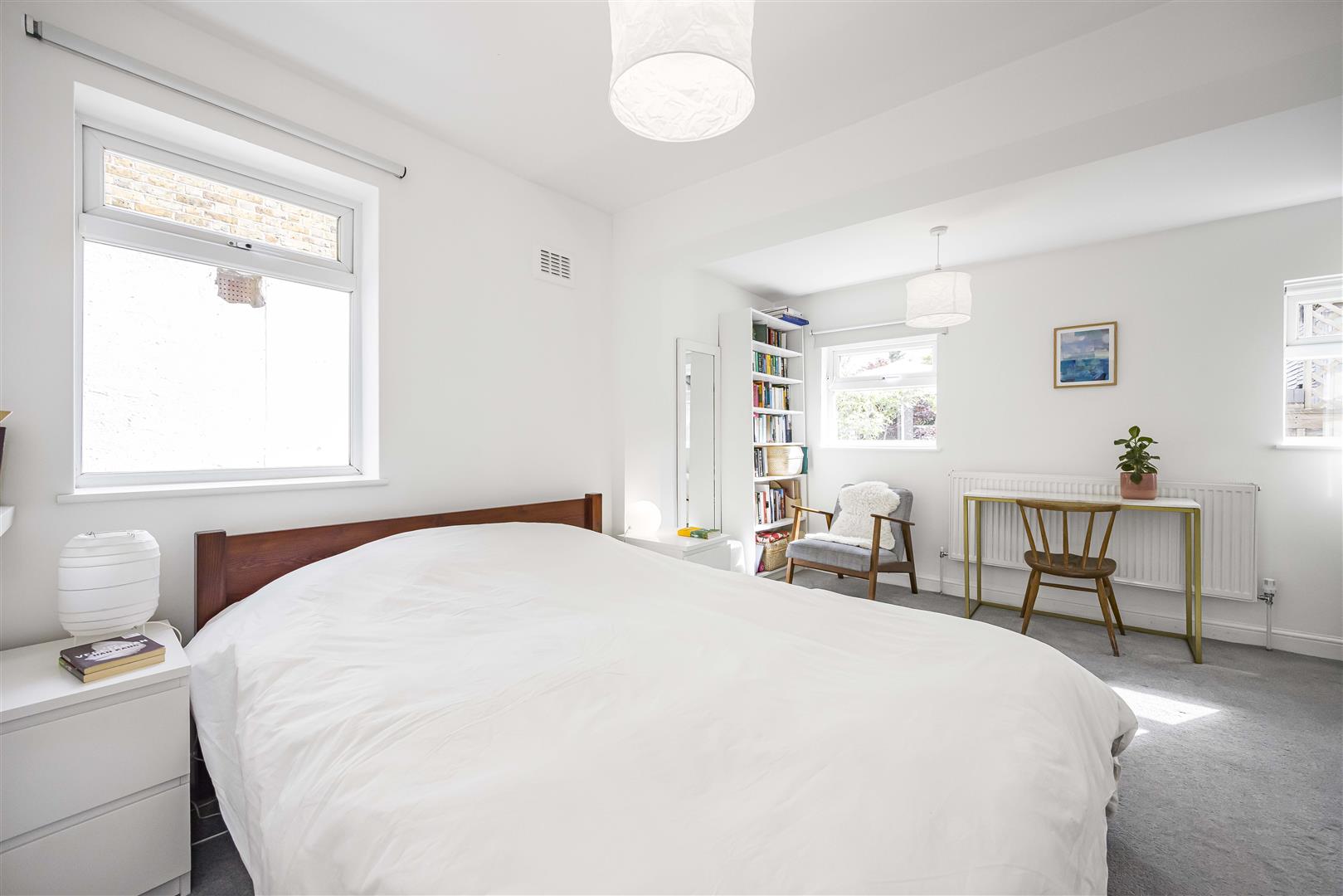 2 bed flat for sale in Dawlish Road, London  - Property Image 9