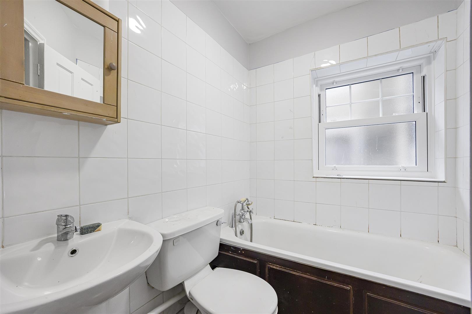 2 bed flat to rent in Morley Road, London  - Property Image 8