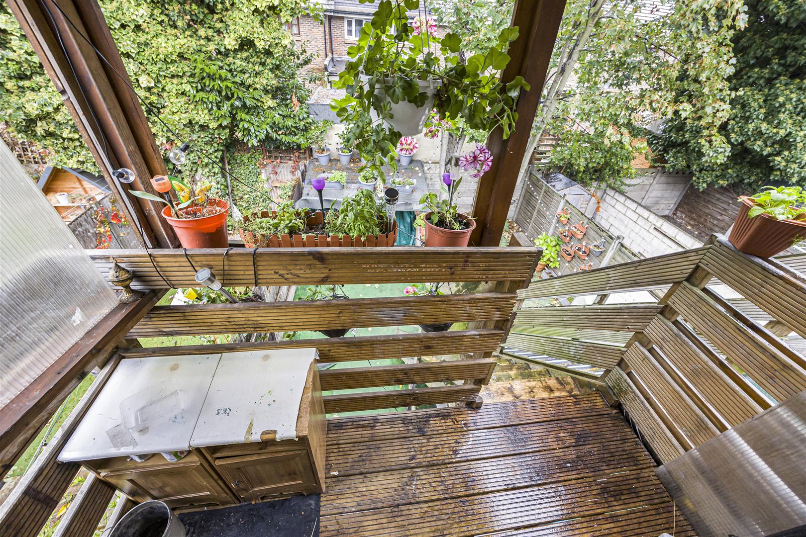 2 bed flat for sale in Hove Avenue, London  - Property Image 9