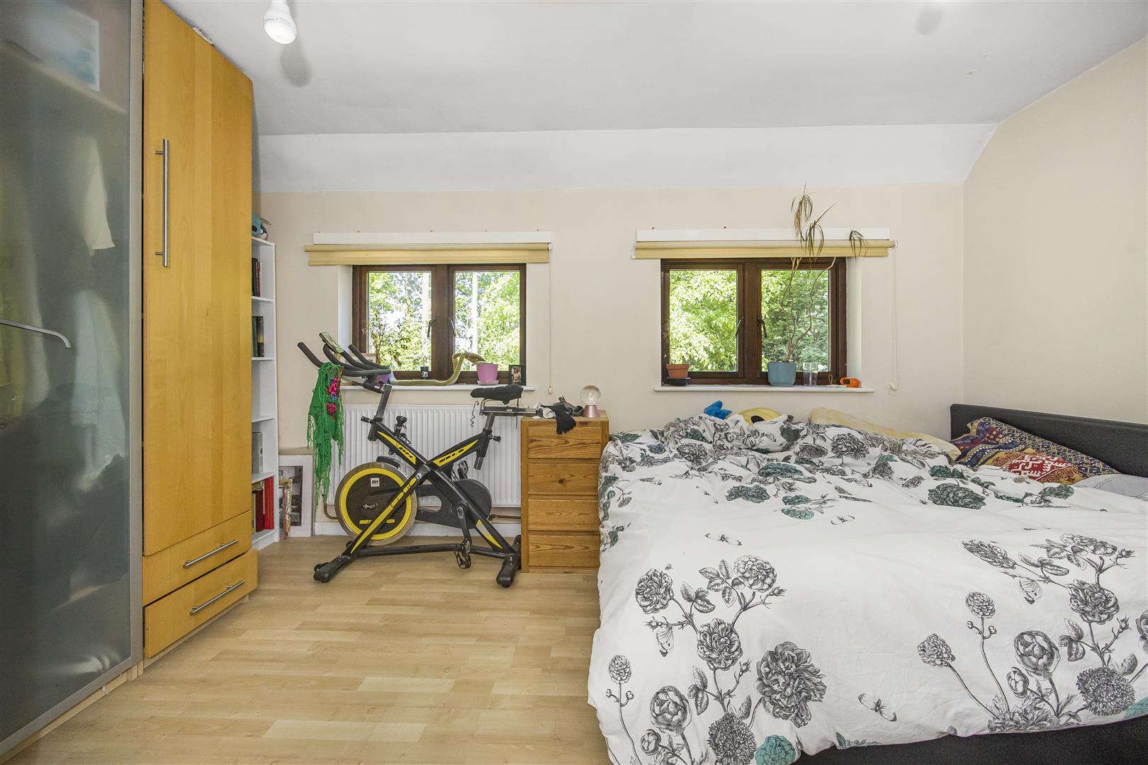 3 bed house for sale in Walnut Road, London  - Property Image 12