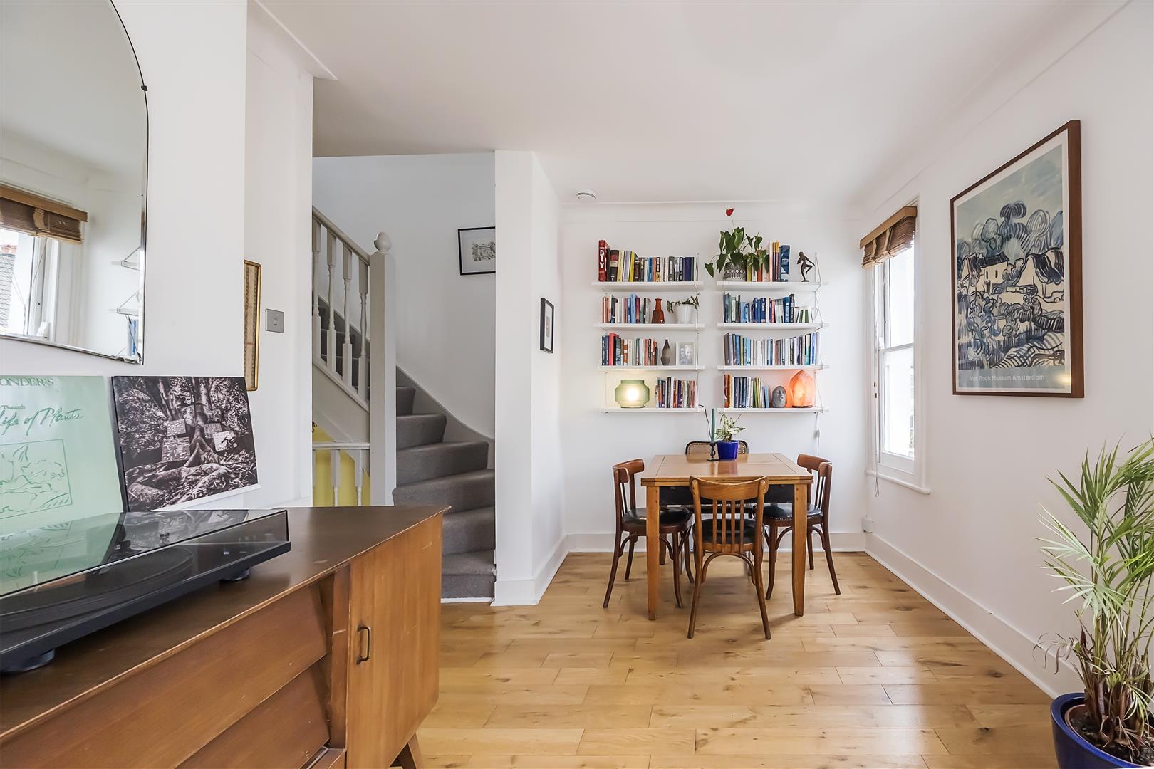 2 bed flat for sale in Mayville Road, London  - Property Image 5