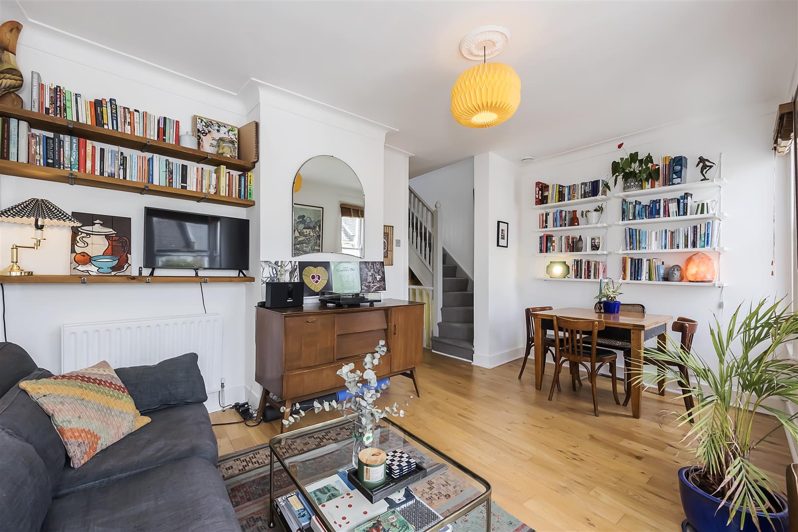 2 bed flat for sale in Mayville Road, London  - Property Image 2