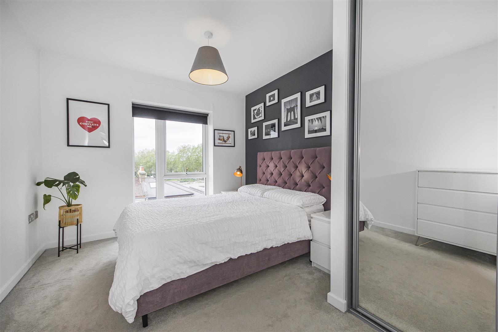 2 bed apartment for sale in High Road Leyton, London  - Property Image 14