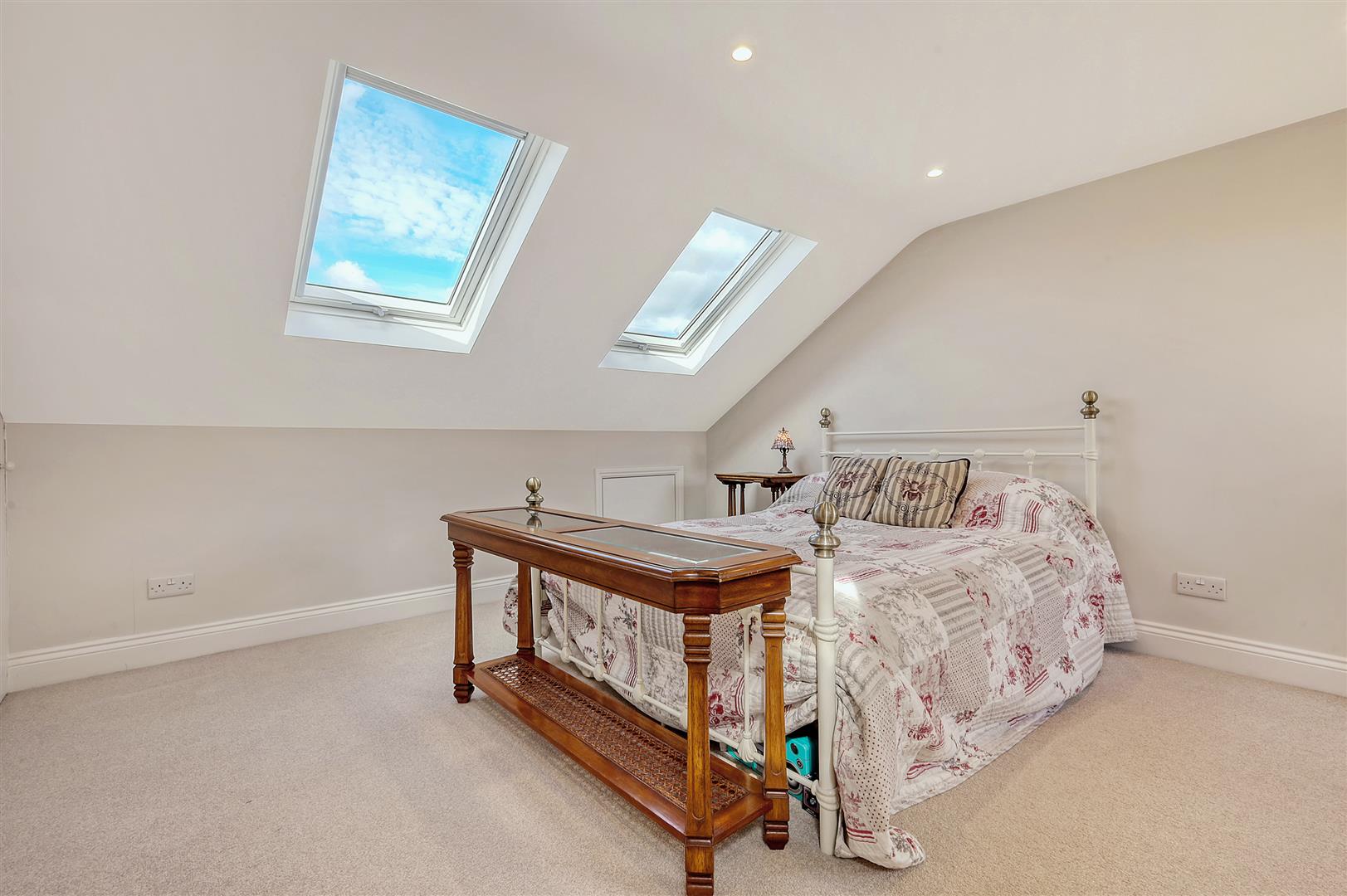 4 bed terraced house for sale in Murchison Road, London  - Property Image 16