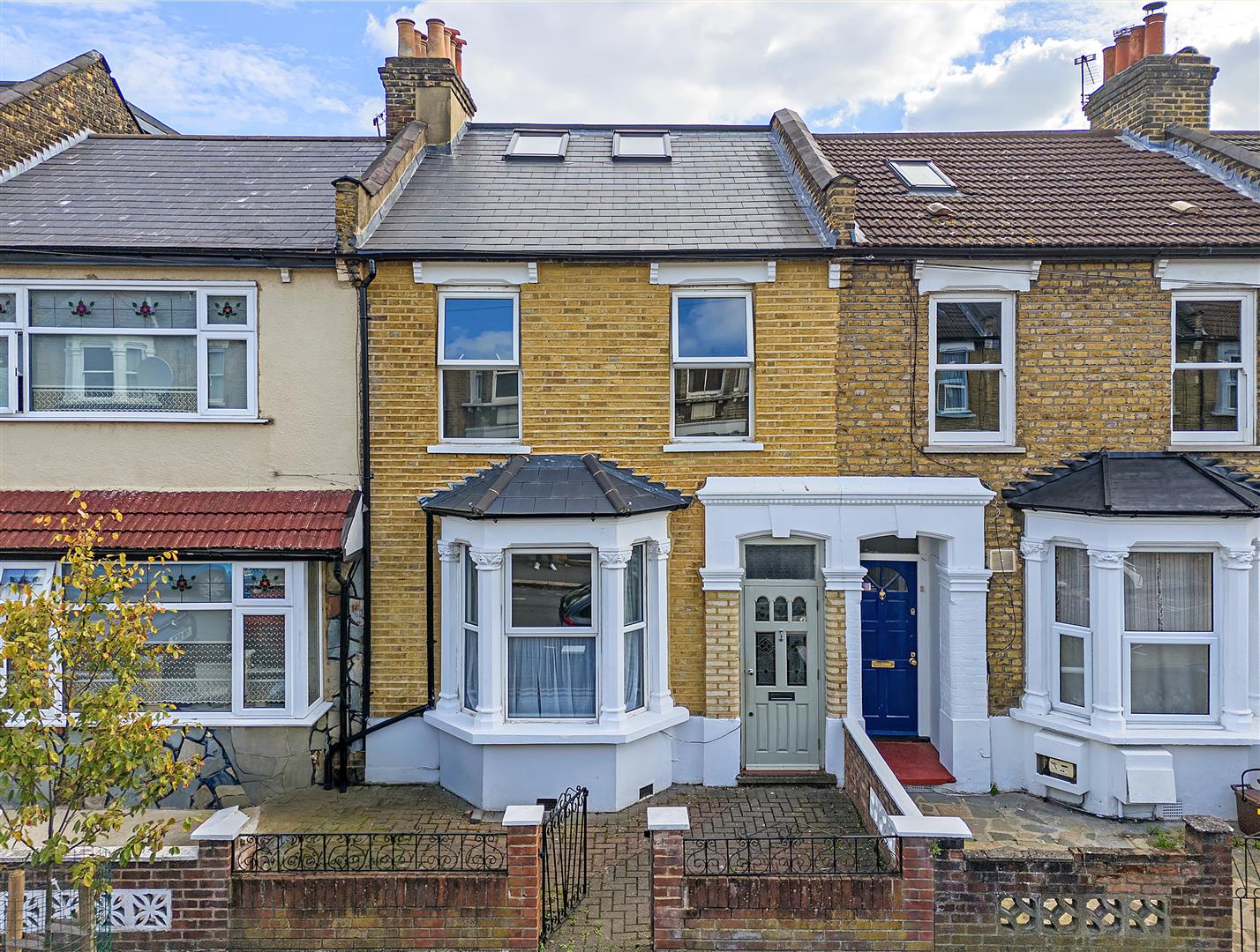 4 bed terraced house for sale in Murchison Road, London  - Property Image 1