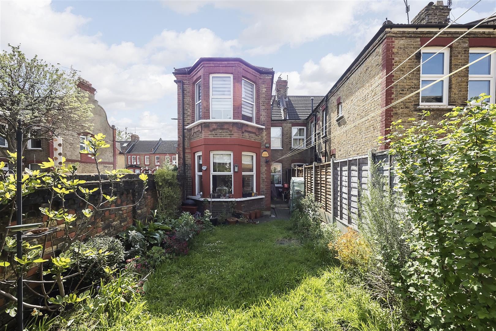 1 bed flat for sale in Clementina Road, London  - Property Image 14