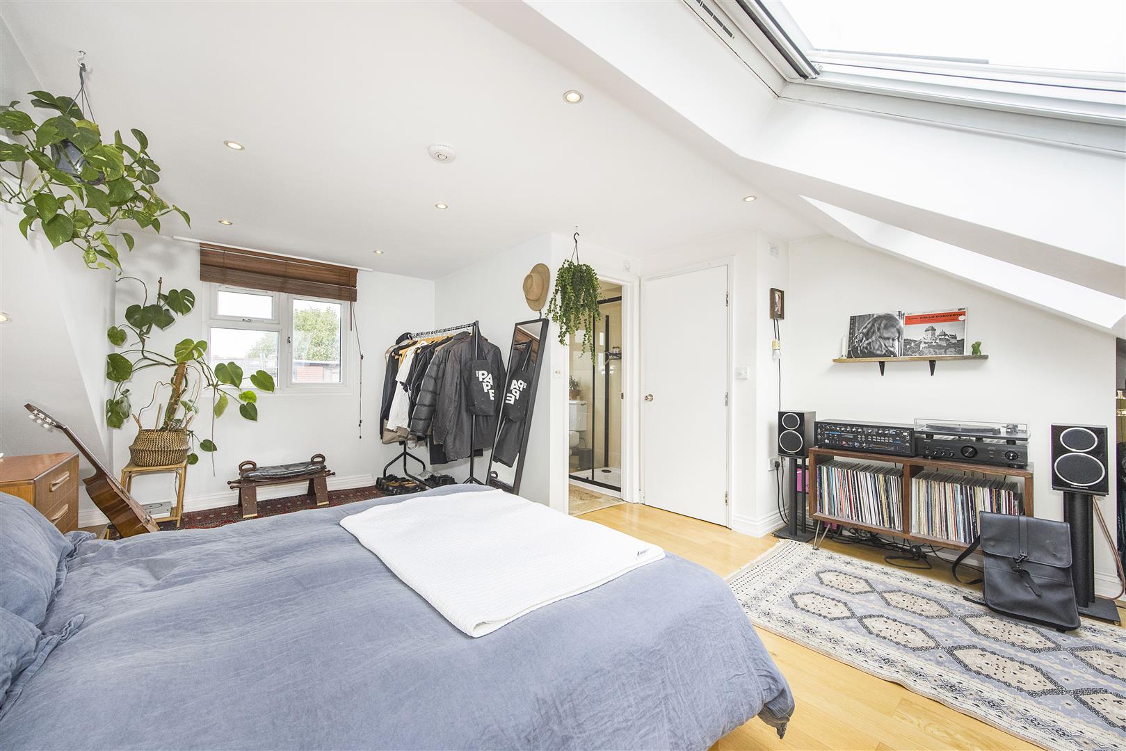 2 bed flat for sale in Grove Green Road, London  - Property Image 8