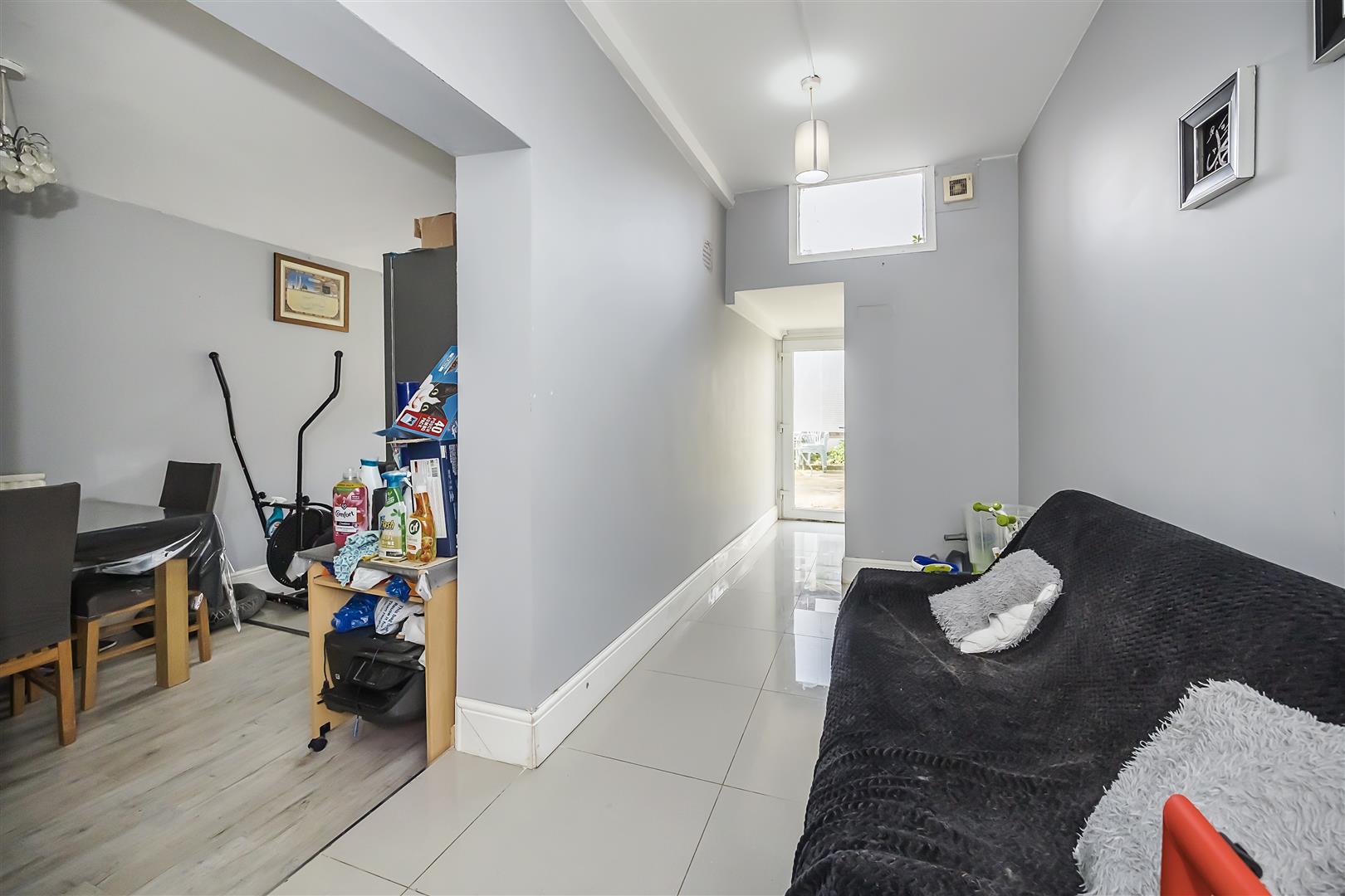 3 bed terraced house for sale in St. Georges Road, London  - Property Image 16