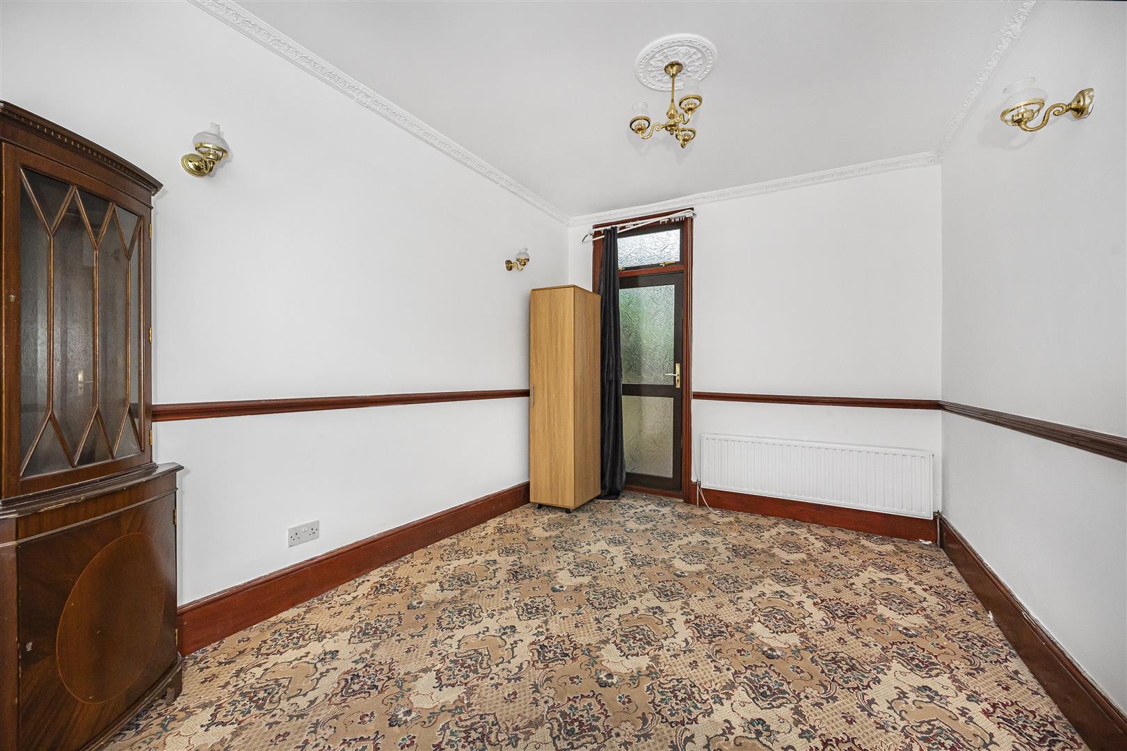 6 bed terraced house to rent in Chesterfield Road, London  - Property Image 19