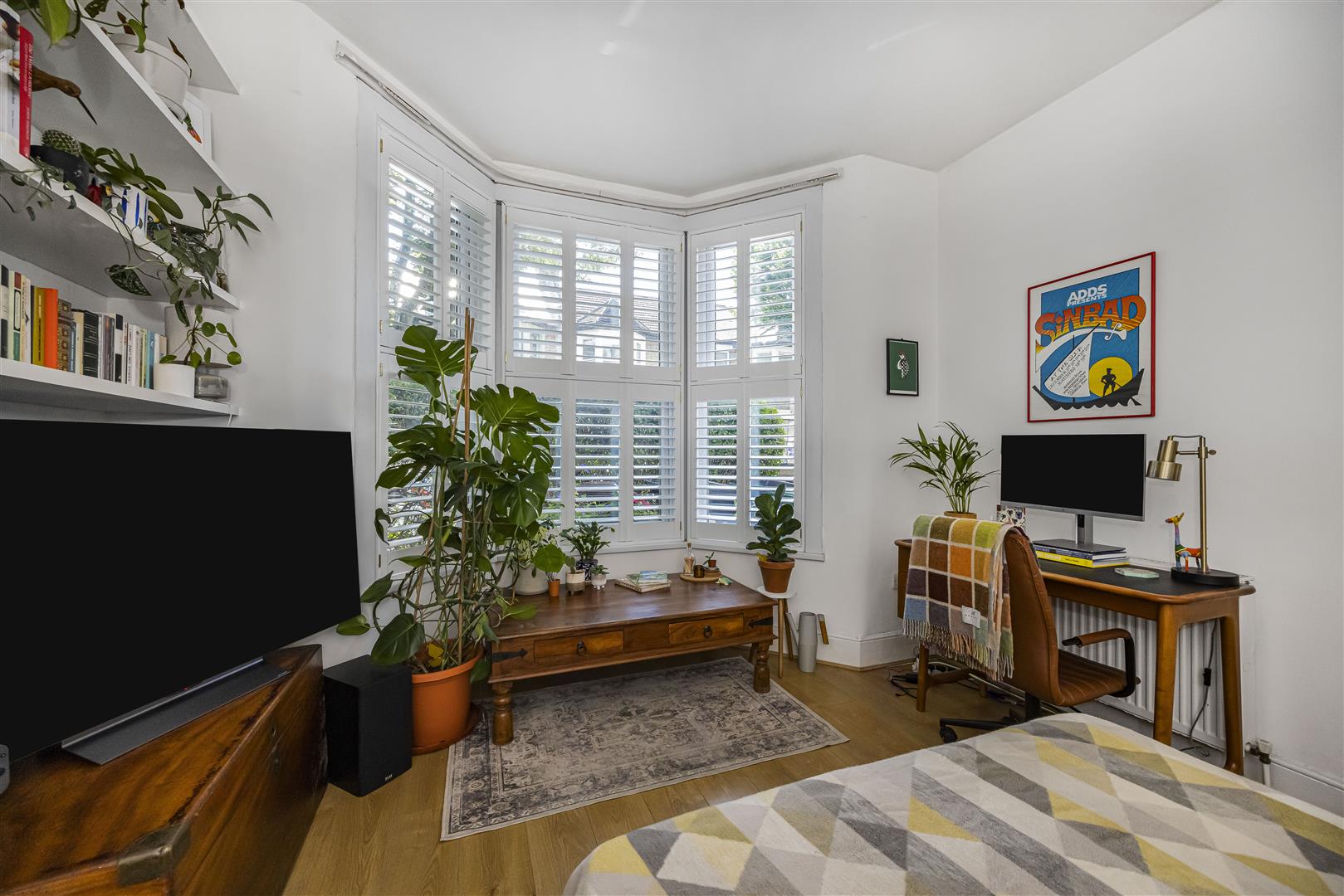 2 bed flat for sale in Lawton Road, London  - Property Image 9