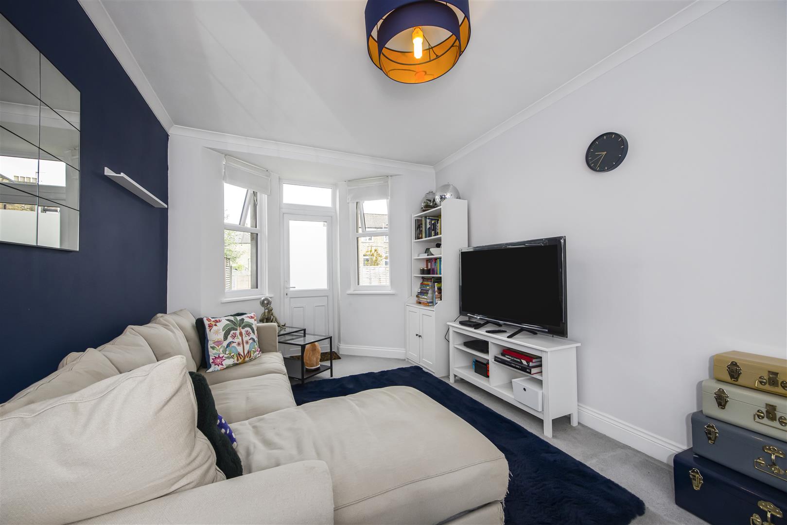 2 bed flat to rent in Newport Road, London  - Property Image 6