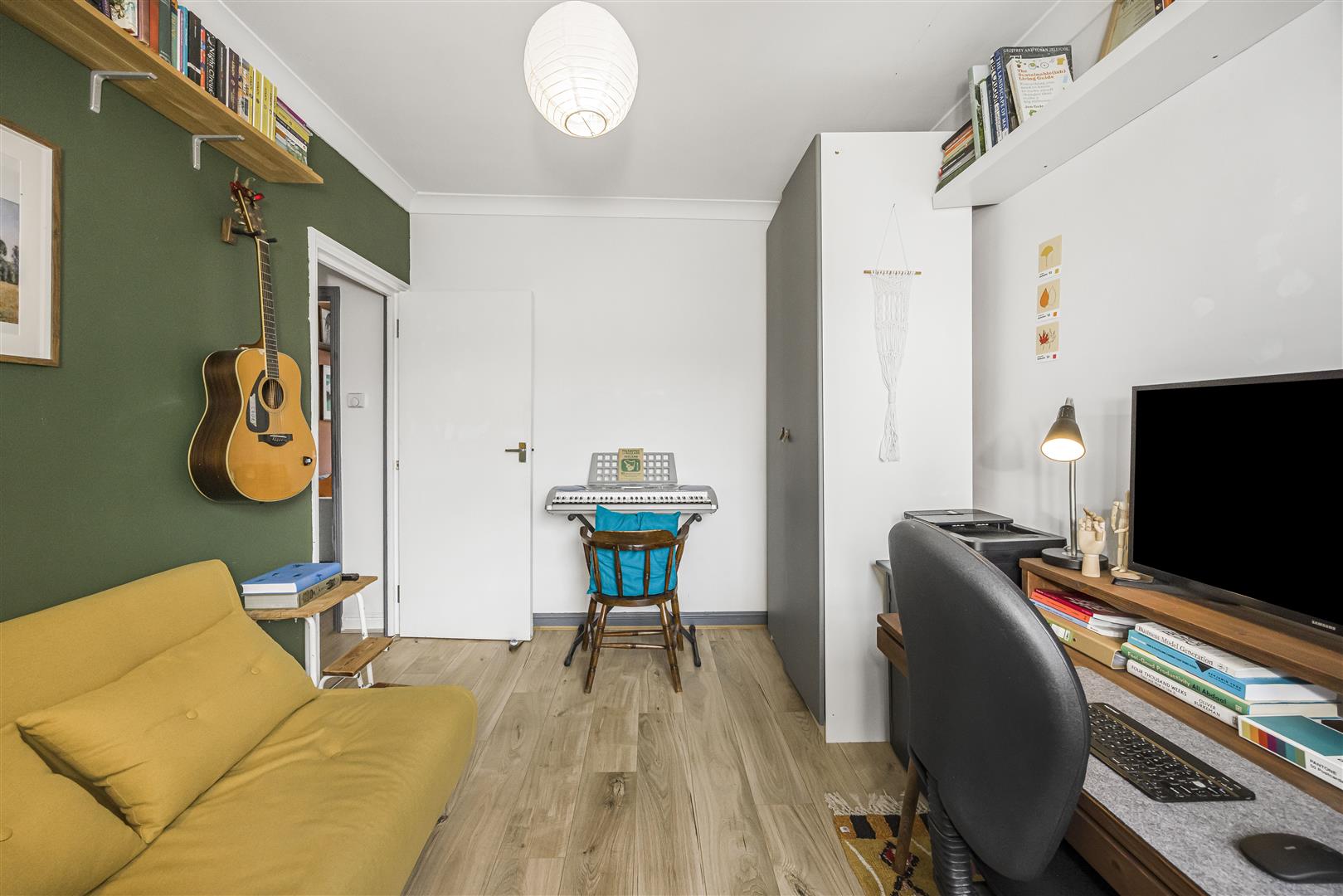 2 bed flat for sale in Albert Road, London  - Property Image 9