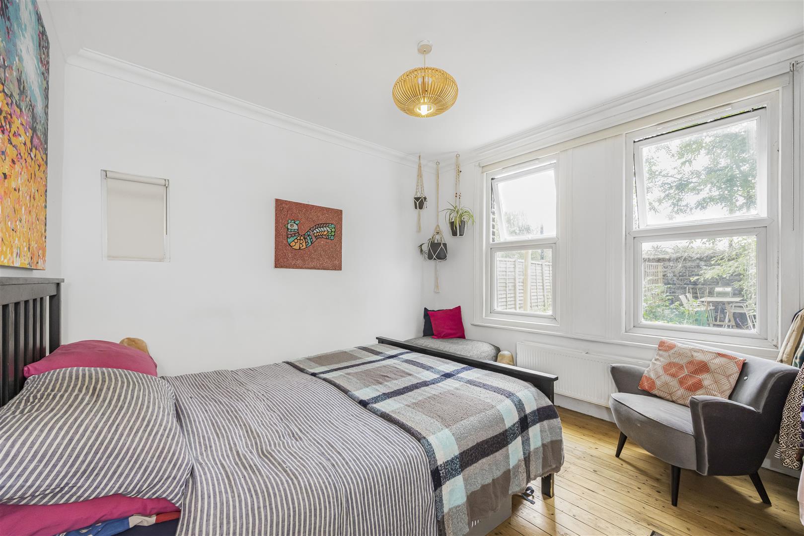 2 bed flat for sale in Clementina Road, London  - Property Image 11