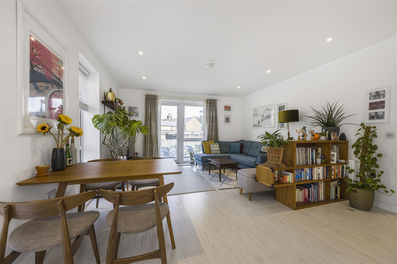 2 bed flat for sale in High Road Leyton, London  - Property Image 7