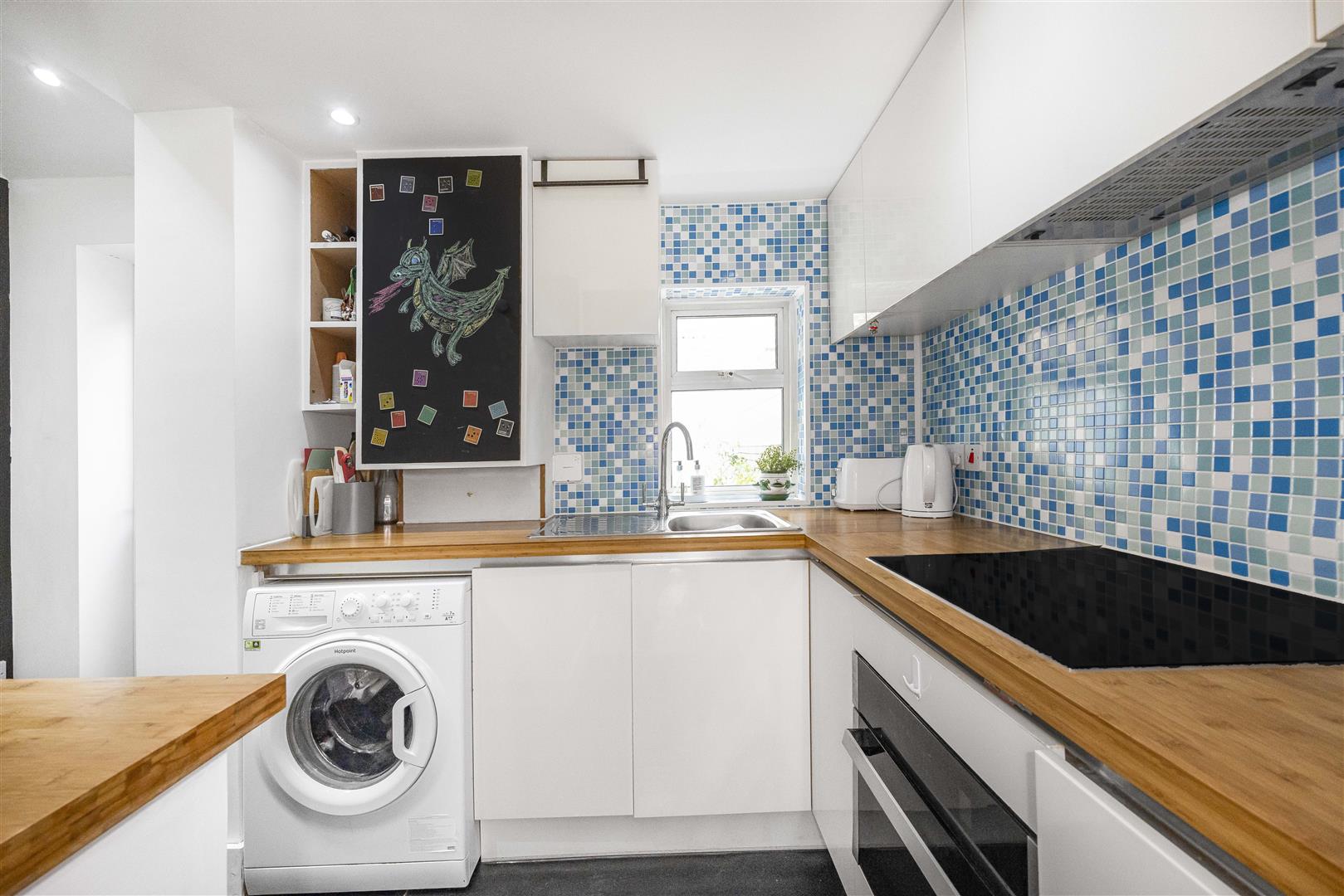 2 bed terraced house for sale in Primrose Road, London  - Property Image 8